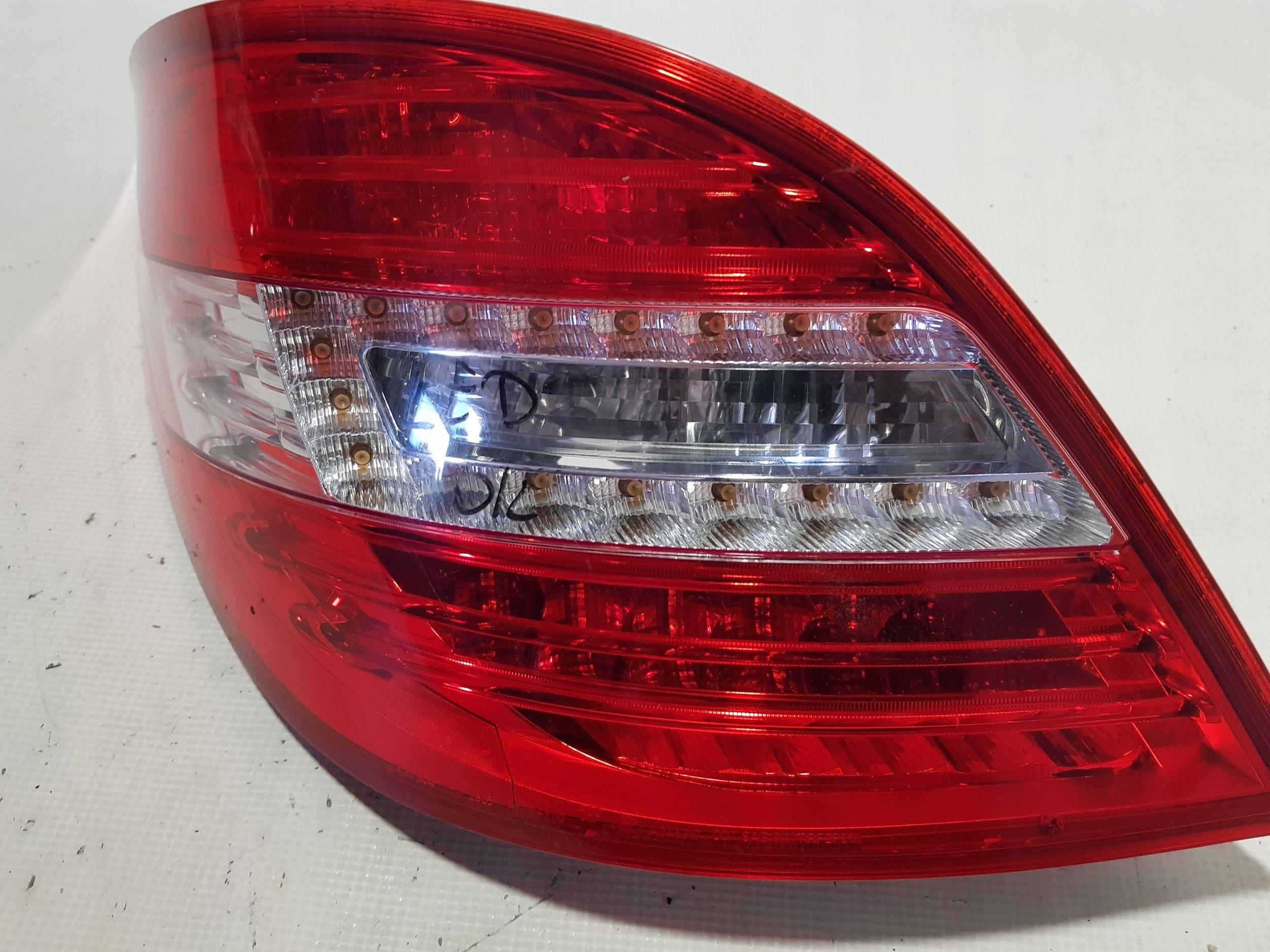 light rear rear part left Mercedes R W251 lift A2518201964