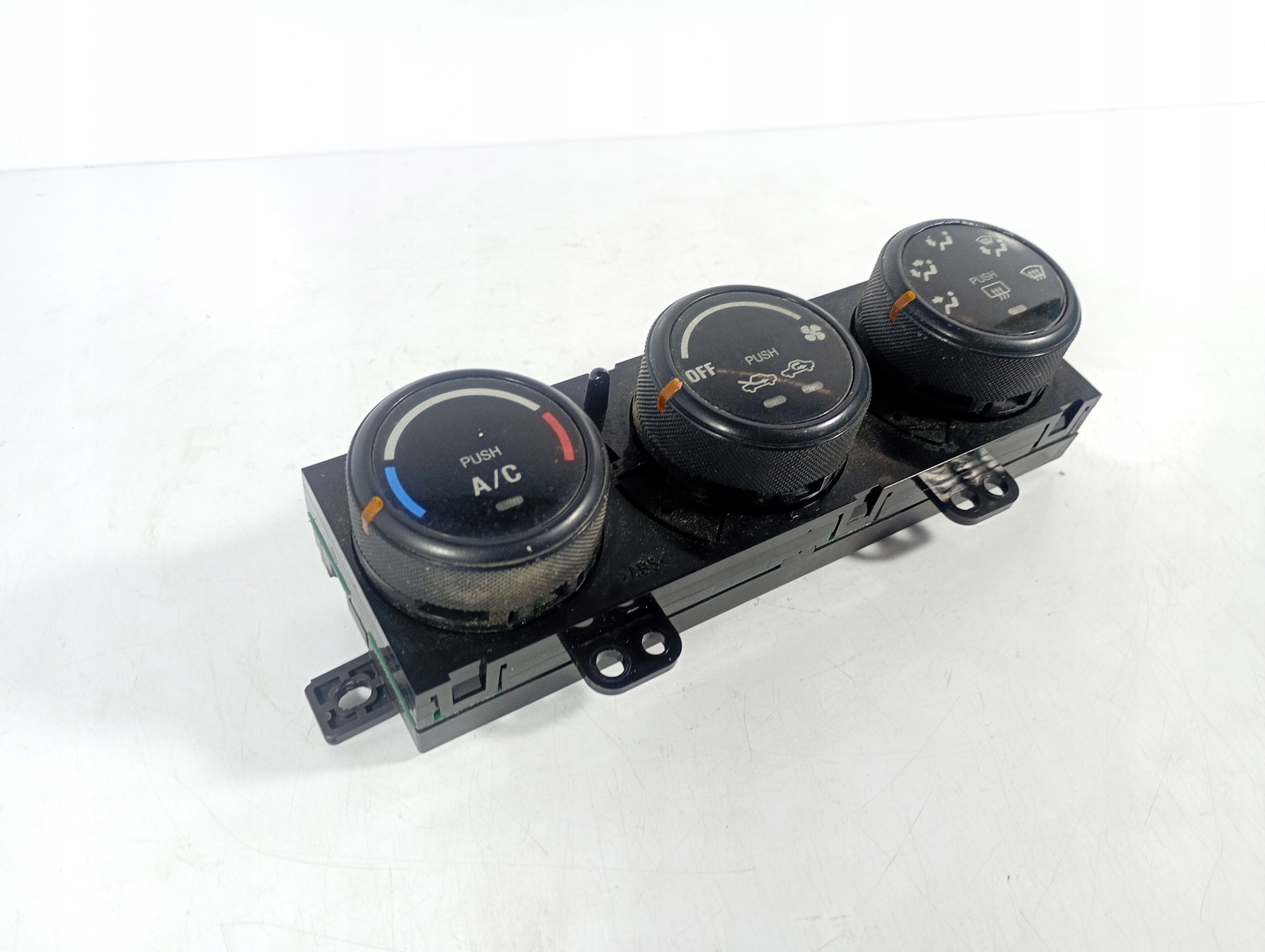 Suzuki Grand Vitara 98-05 switch switch PANEL air conditioning devices OE 7440054902