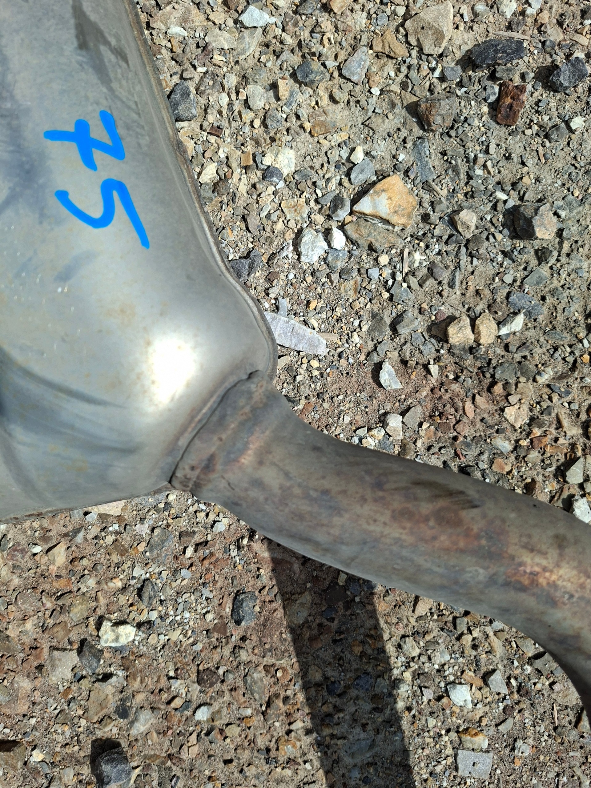 8r0253611q tlumik audi q5 8r