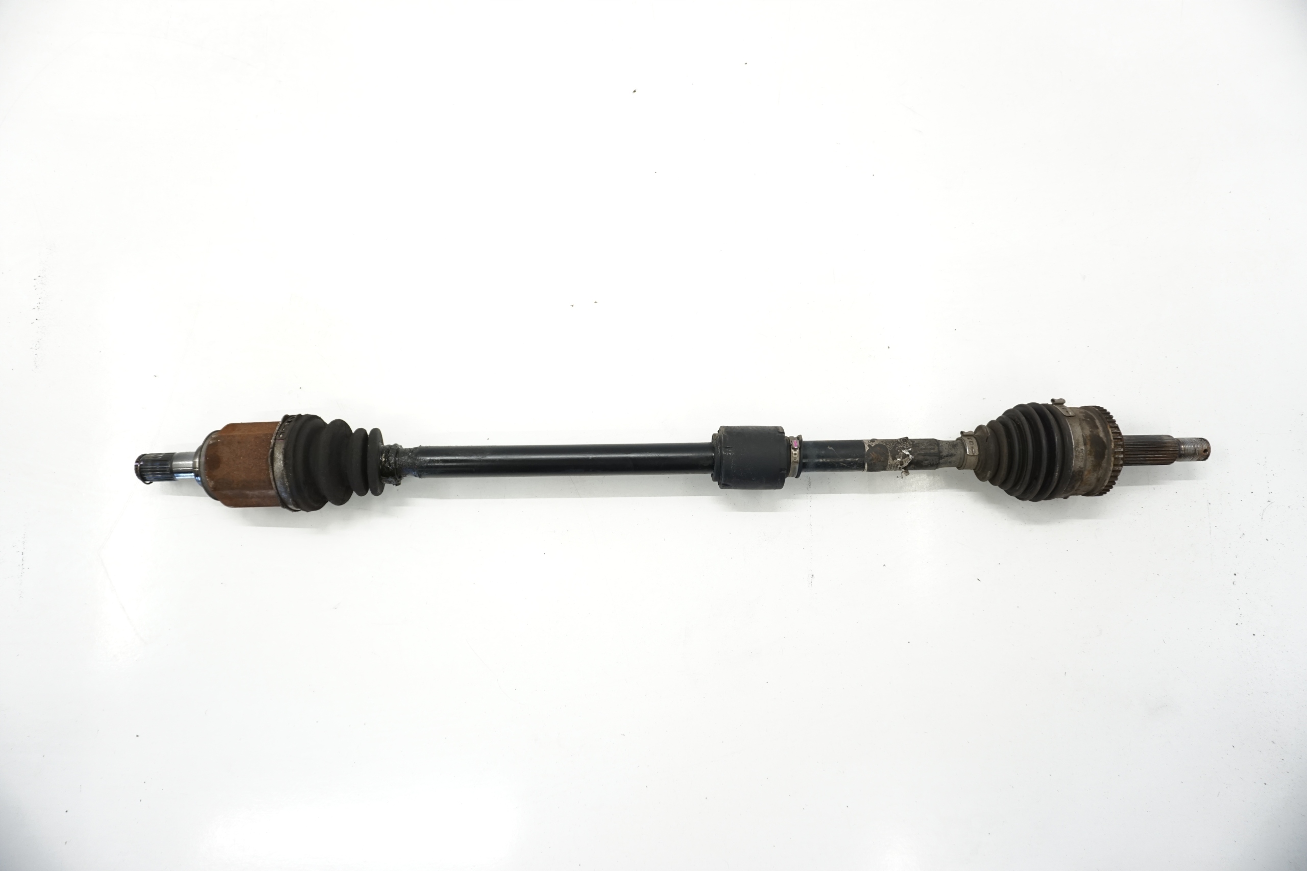 KIA CEED И ПОЛУОСЬ ПРАВА 1.66v