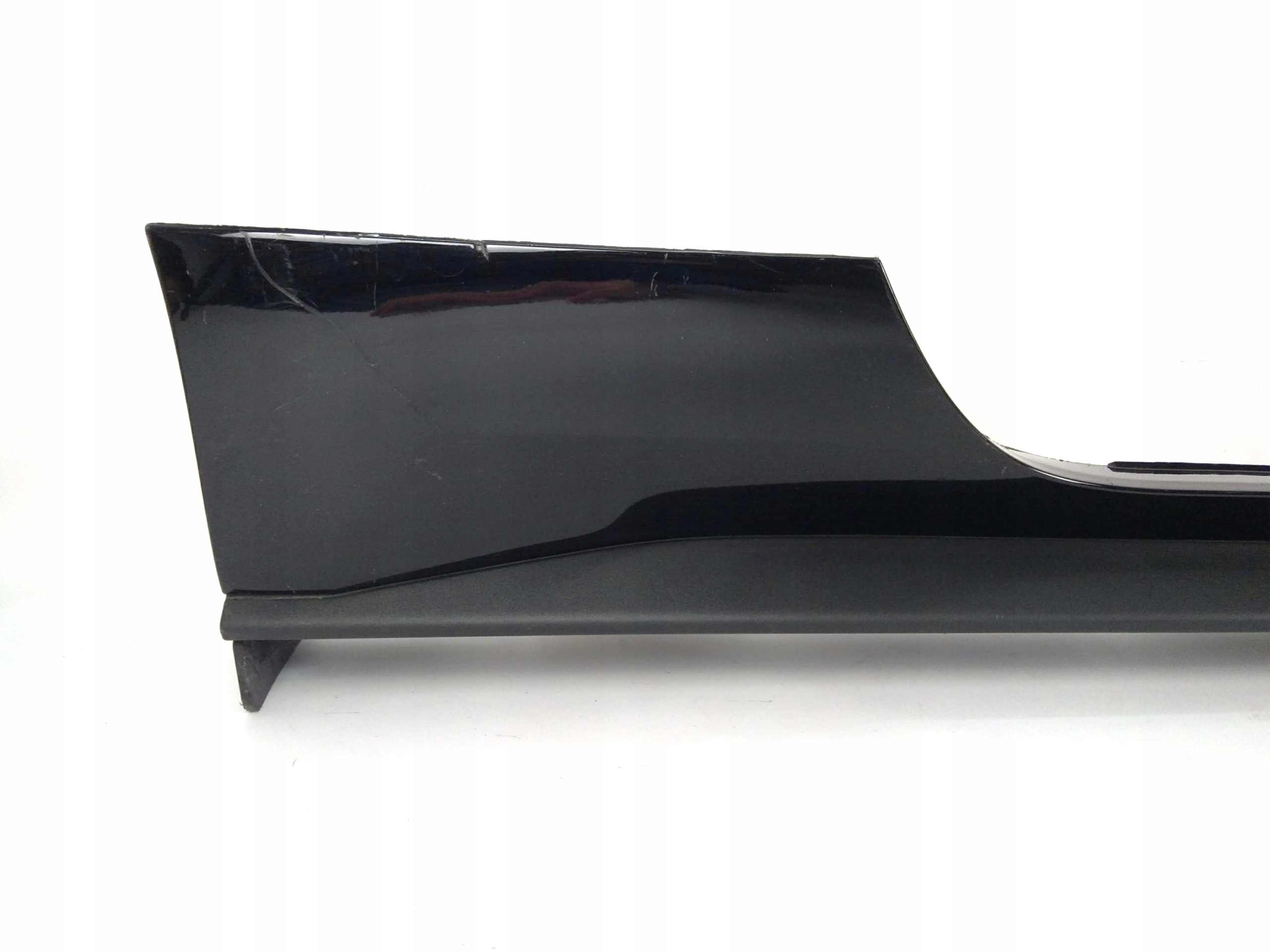 Ford Mustang GT 5.0 2015+ moulding threshold right