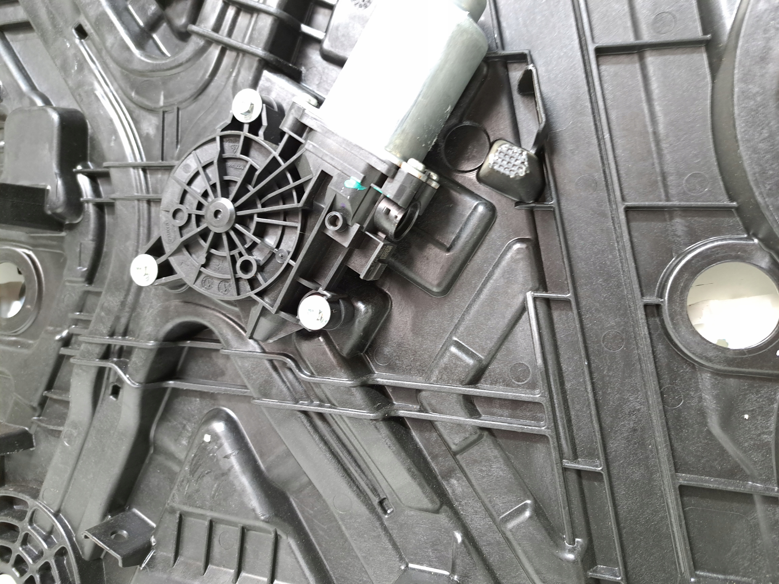 HYUNDAI I30 III PODNOSNIK MECHANIZM SILNICZEK SZYBY PRZOD LEWY Numer katalogowy części HYUNDAI I30 III PODNOSNIK MECHANIZM SILNICZEK SZYBY PRZOD LEWY