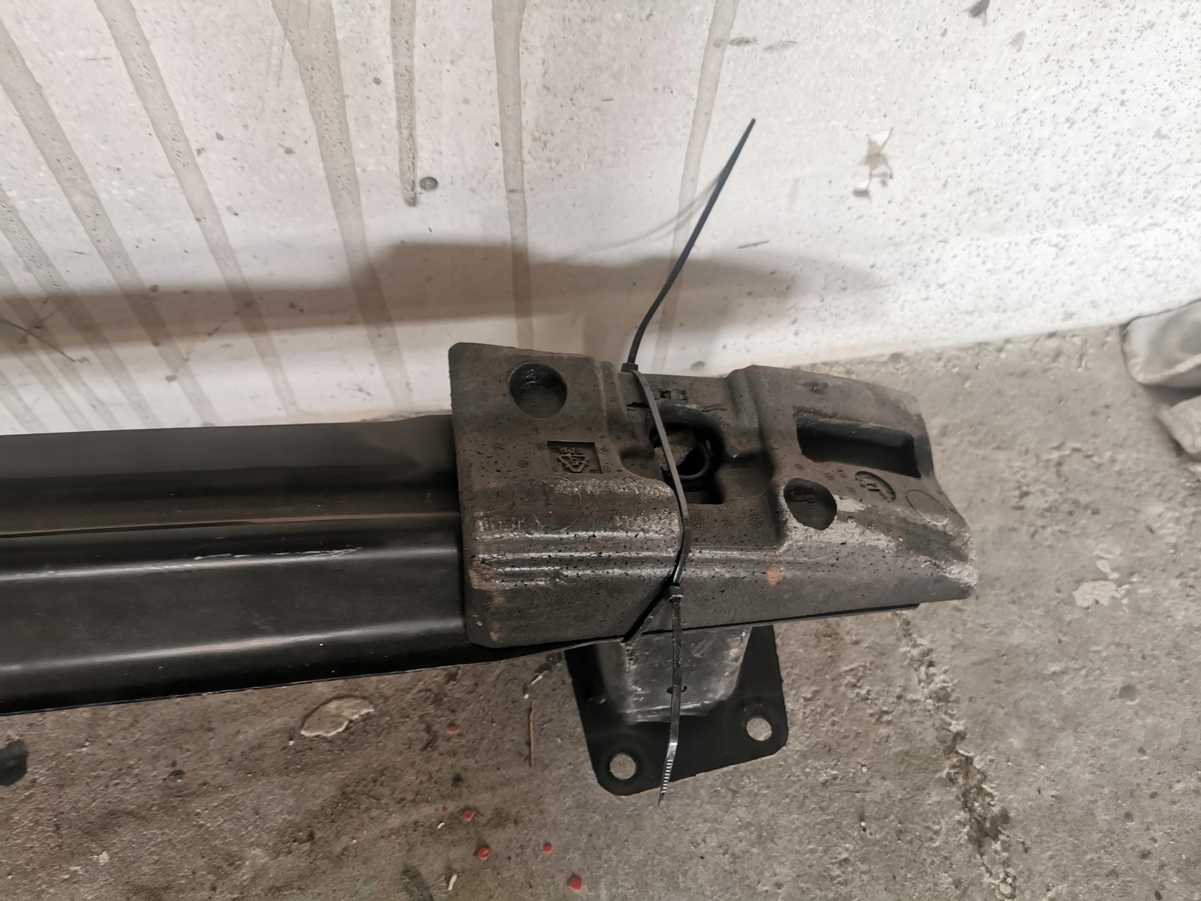 Stoßstangenträger heck VW PASSAT B7 3AA807558 10-14