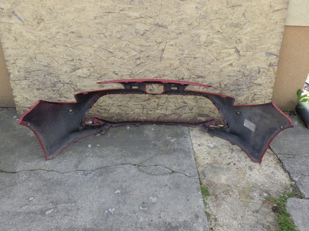 TOYOTA COROLLA E21 HB KOMBI 18- Frontstoßstange