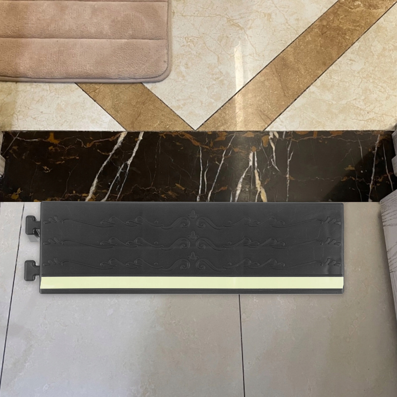 PODŚWIETLANY GUMOWY PODJAZD MATA <span>class ="notranslate">DO PROGU WEWNĘTRZNEGO</span> Marka bez marki