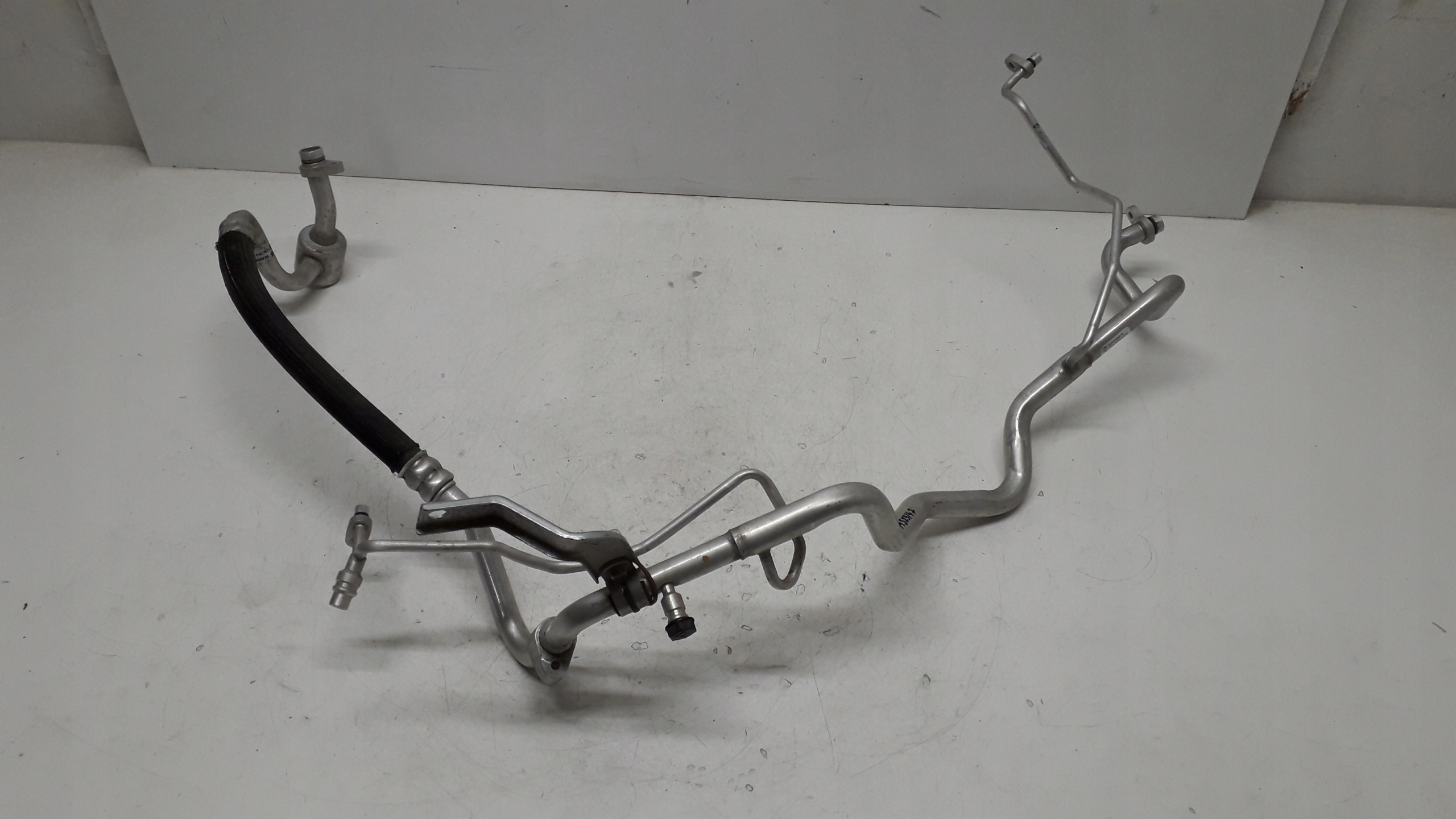 KADJAR PRZEWÓD KLIMATYZACJI 924409867R 924804EB0A