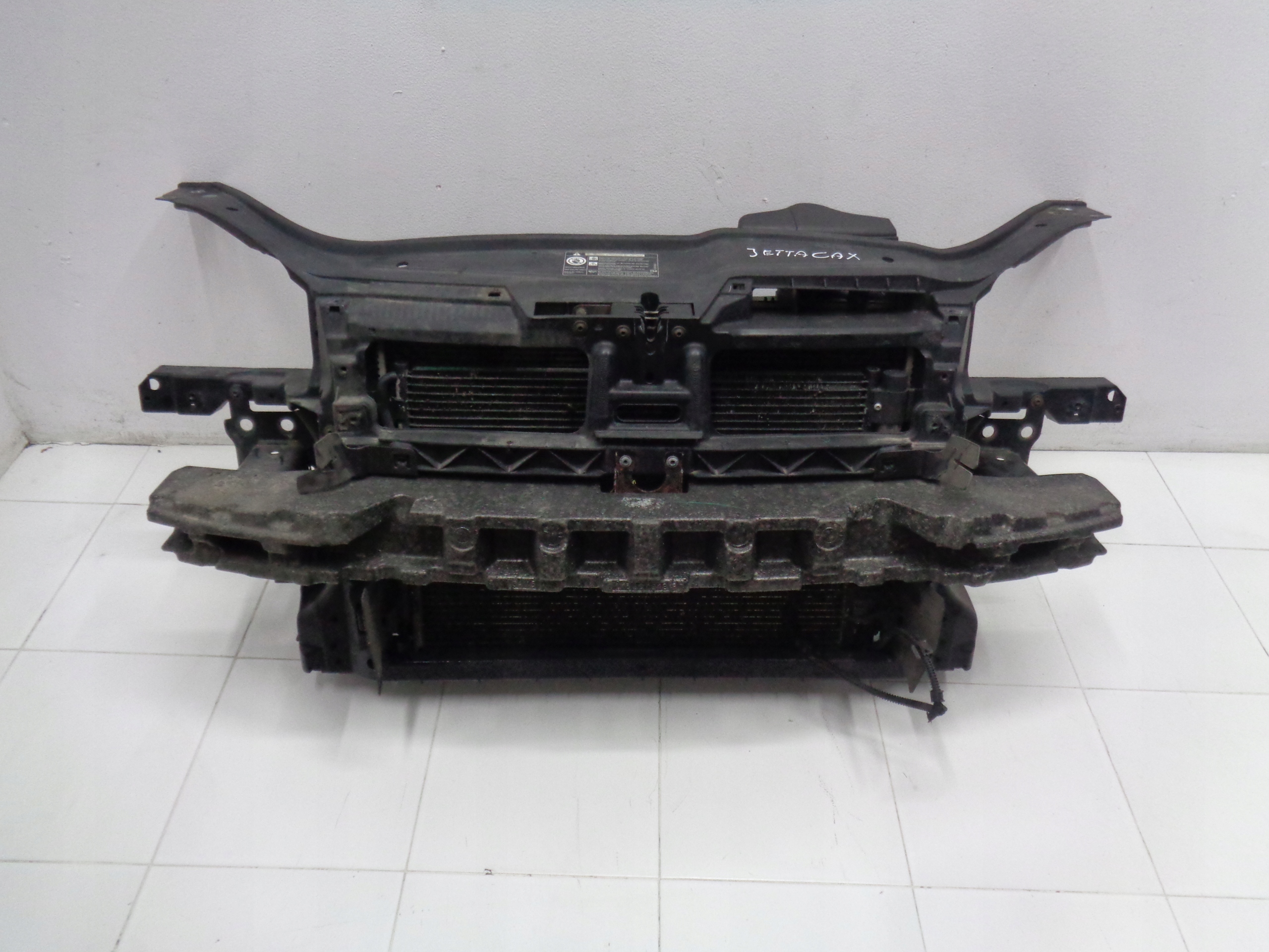 JETTA GOLF V KOMBI PAS PRZEDNI CHŁODNICE 1.4 TSI