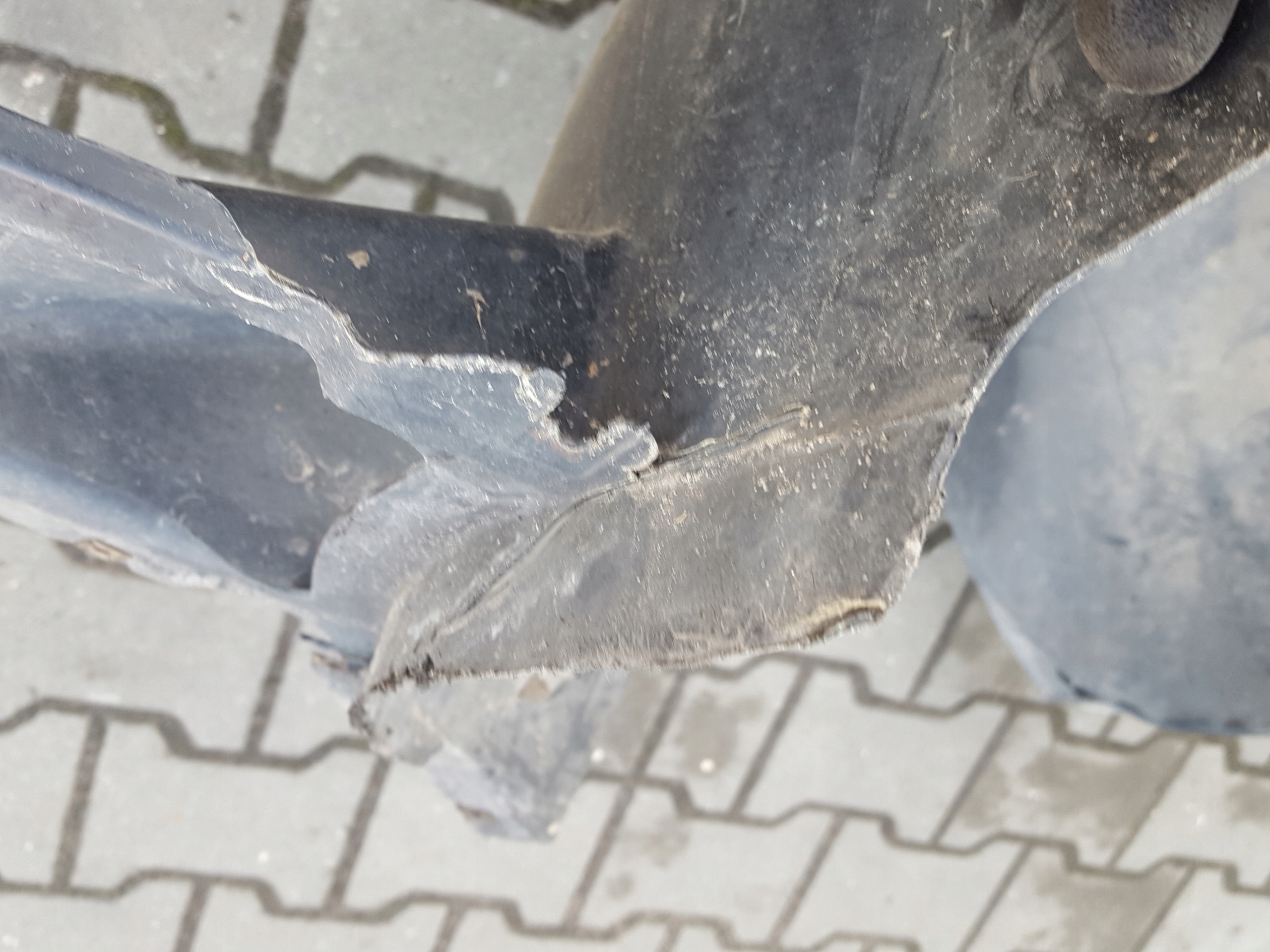 vw Golf 5 V PLUS 05-08r подкрылки левый перед
