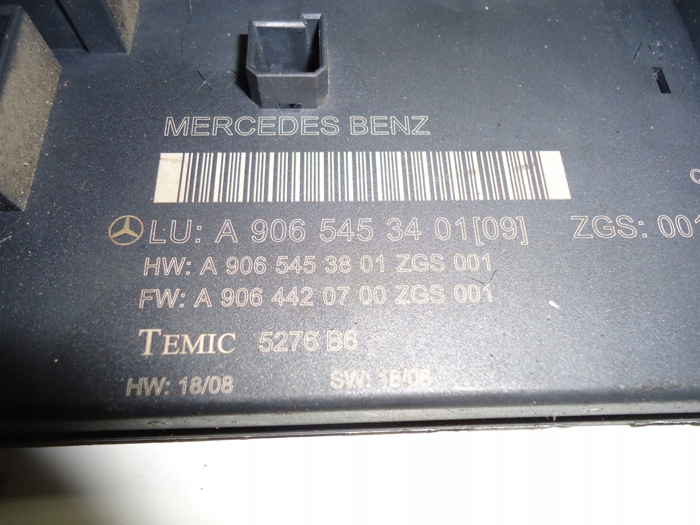 PŁYTA BEZPIECZNIKÓW MODUŁ SAM BSI VOLKSWAGEN CRAFTER 2006 - 2018 R Numer katalogowy części PŁYTA SAM MODUŁ SAM BSI CRAFTER 906