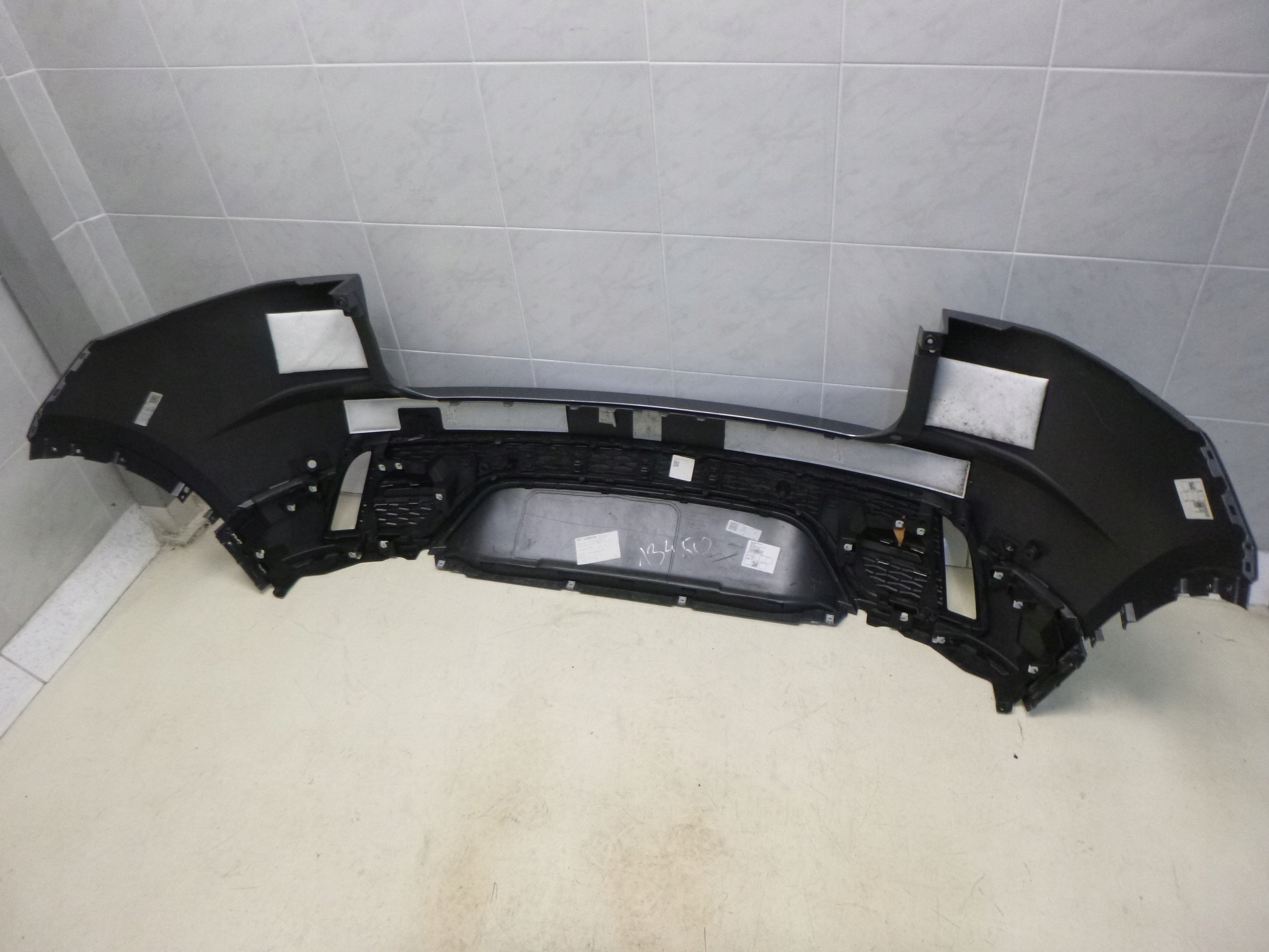 JAGUAR E-PACE X540 bumper rear part 4 x PDC NR 30
