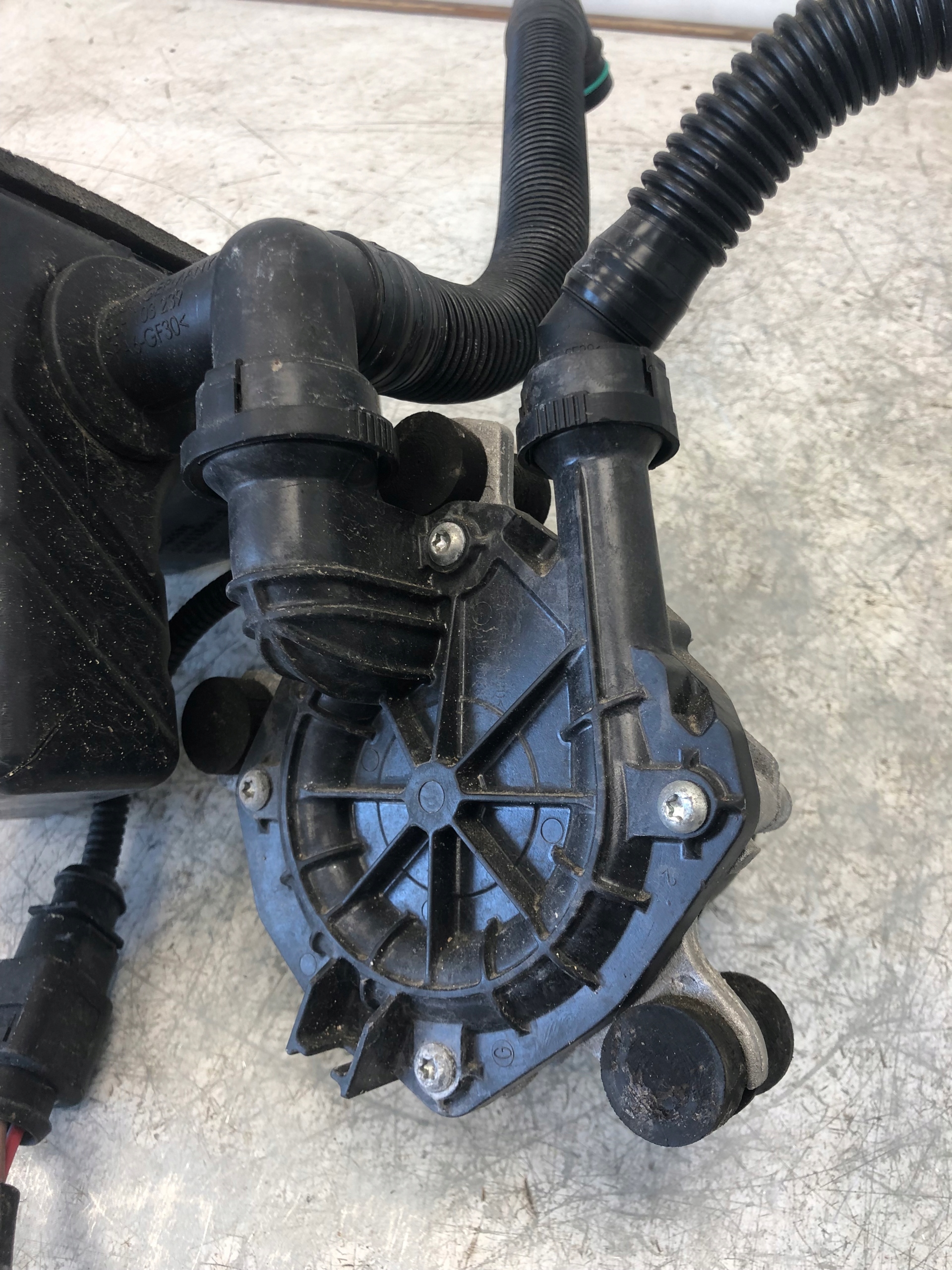 pumpa WTORNA vzduchový AUDI Q5 07K959253B