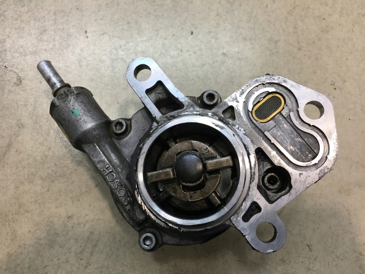 Pompa VACUM CITROEN C4 e 1.6 HDI