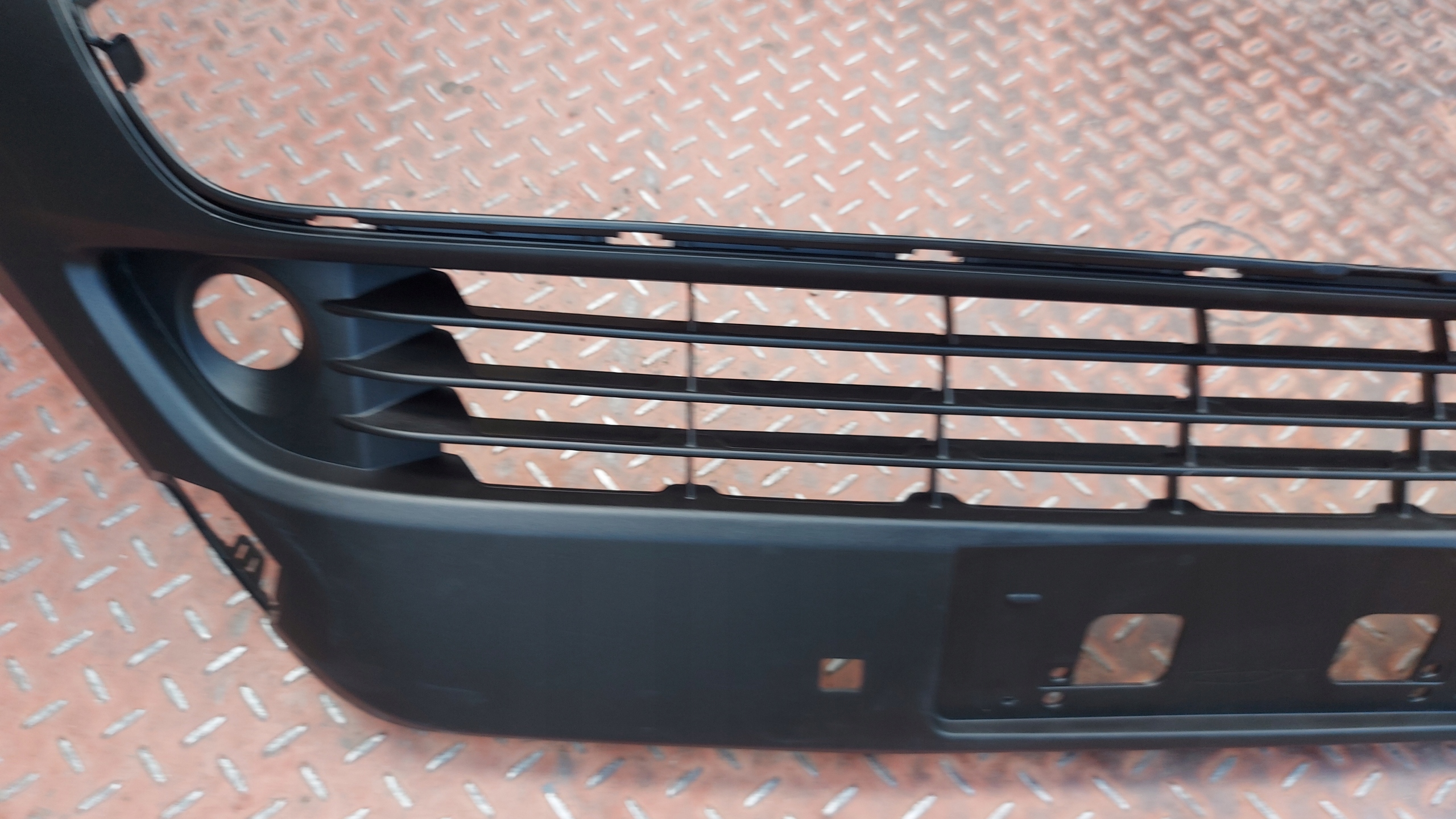 accessories grid central spoiler of a bumper front TOYOTA COROLLA CROSS 21