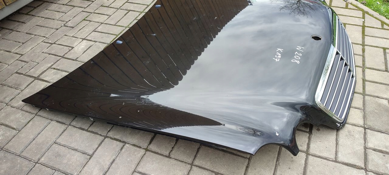 bonnet Mercedes W208 K197