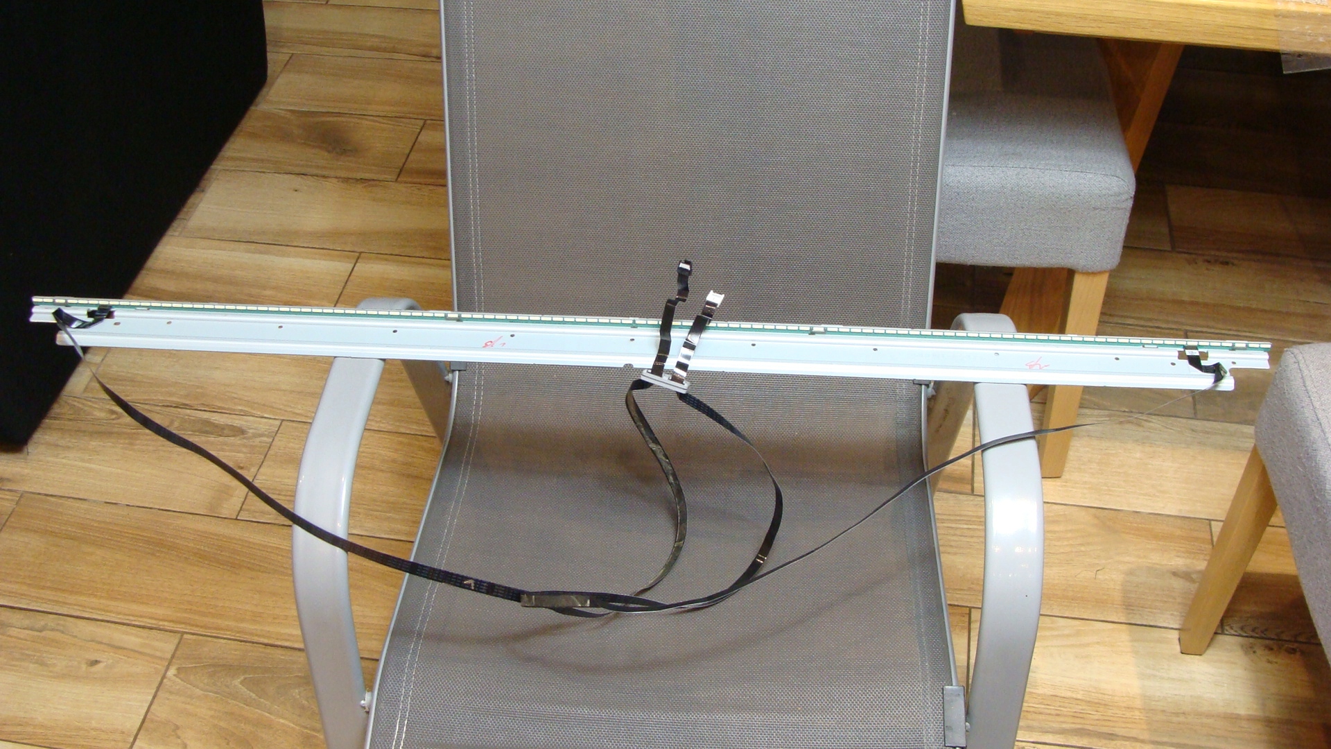 PODŚWIETLENIE PHILIPS 47pfk7199/12 LC470EUF