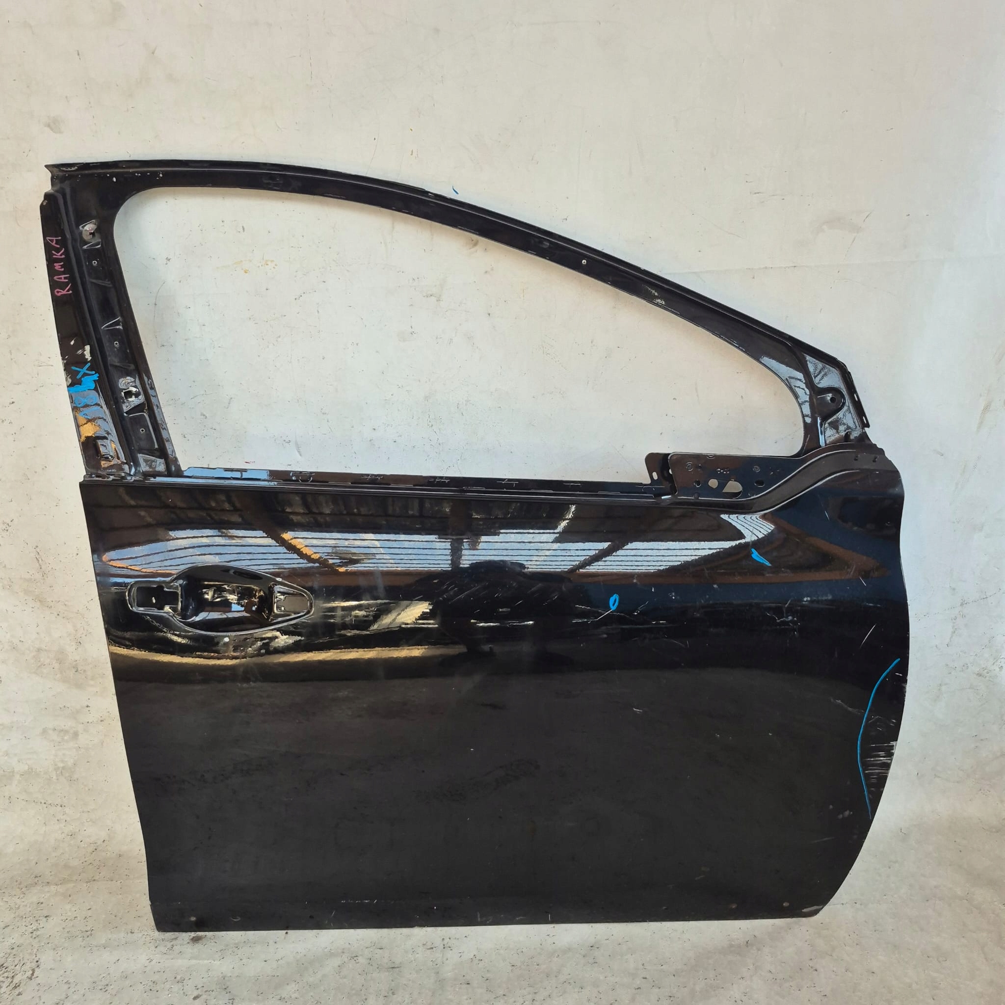 PEUGEOT 2008 and 1 13-19 door front front right