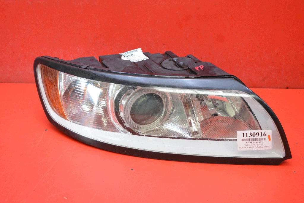 REFLEKTOR right light front lens EU 31299584 VOLVO S40 II V50 LIFT 07