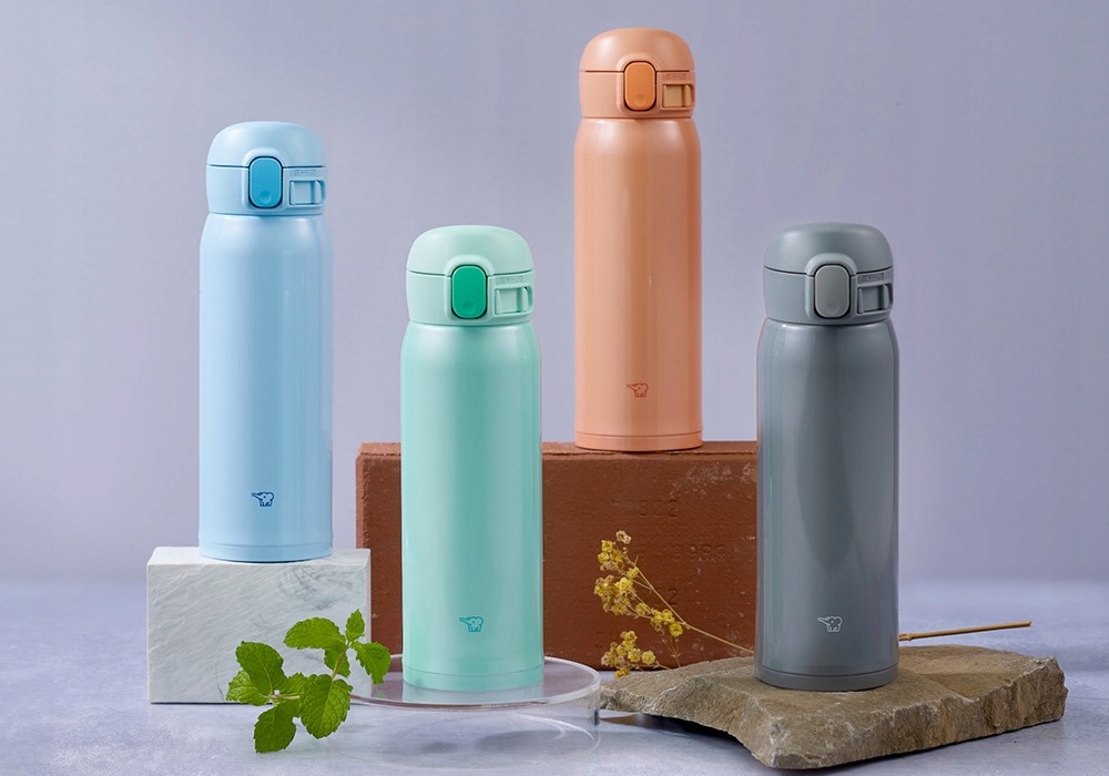 Kubek termiczny z ustnikiem ZOJIRUSHI SM-WR36E-AP 0,36L niebieski błękitny Pojemność 0.36 l