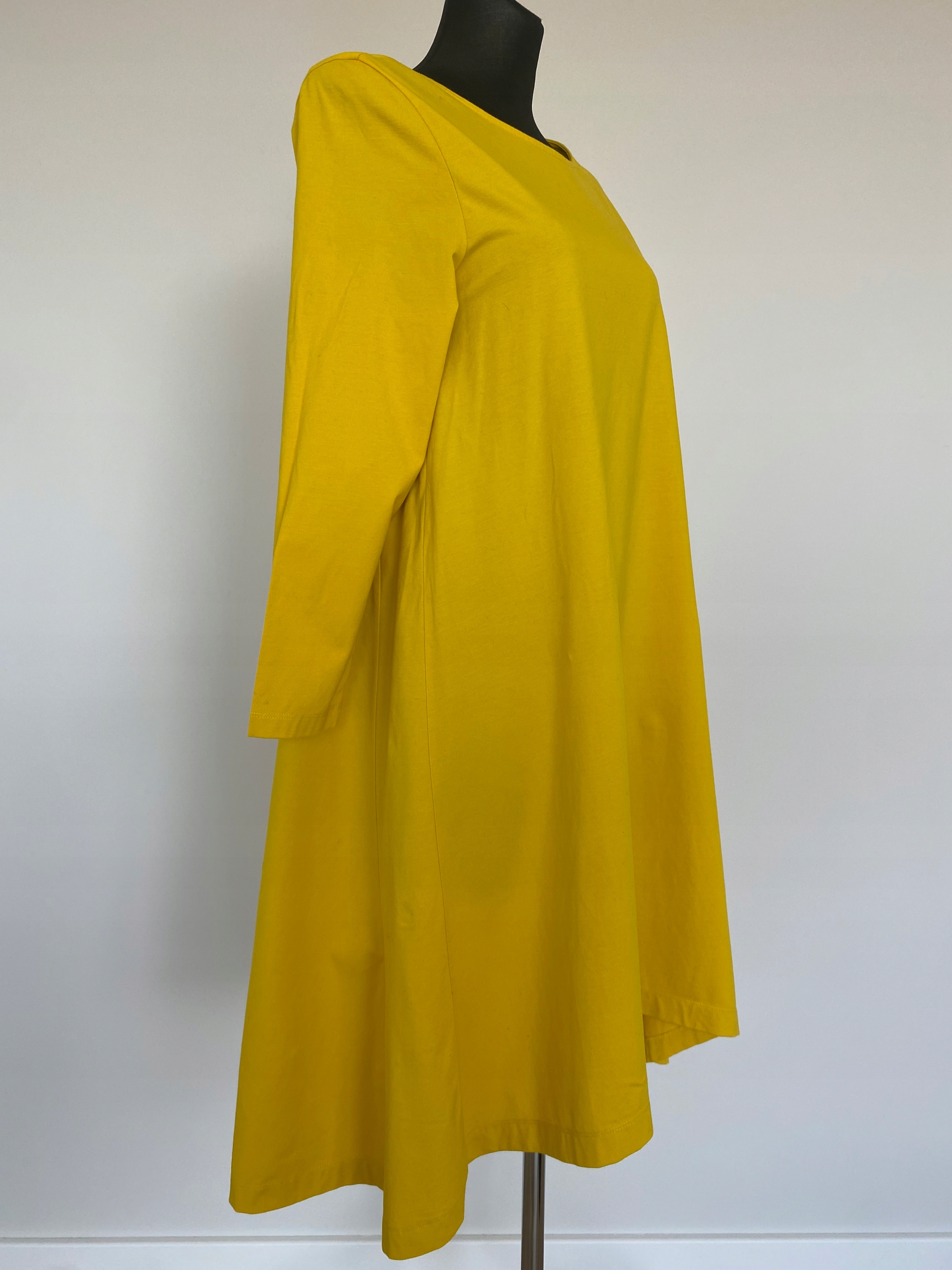 DRYKORN sukienka trapezowa mod. DEELE S/M Styl minimalizm