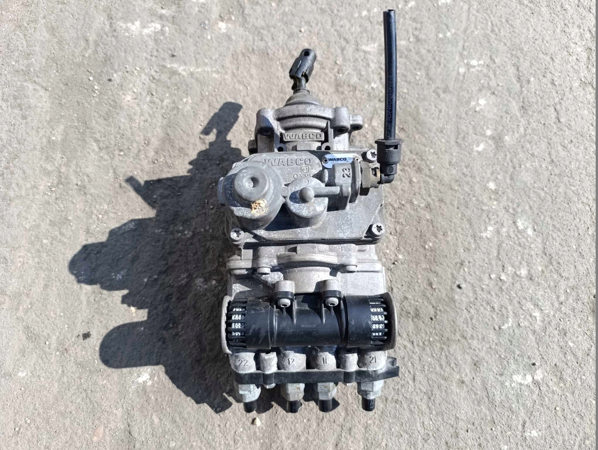 GŁÓWNY ZAWÓR HAMULCOWY IVECO STRALIS E6 4800200140