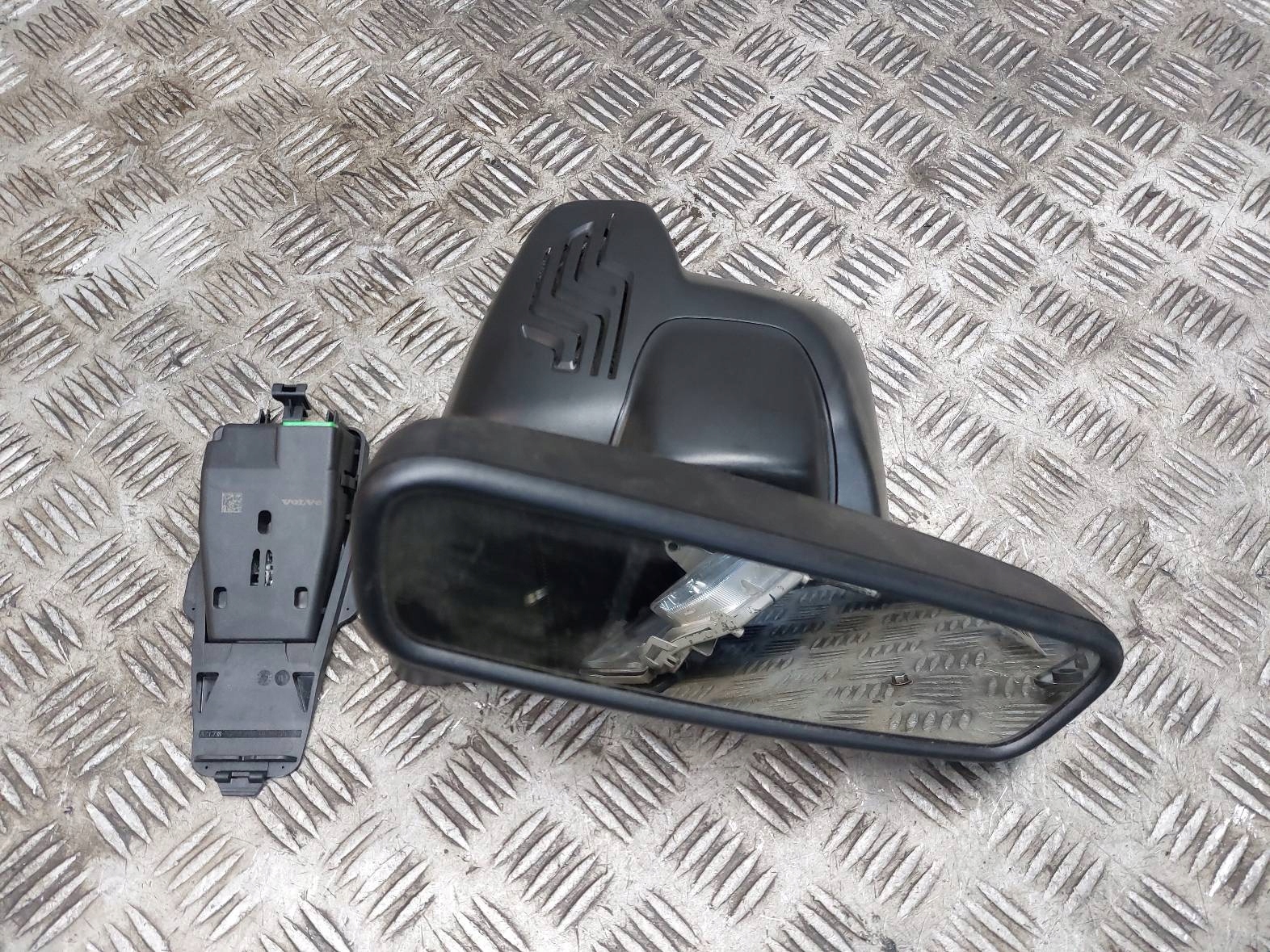 mirror inner reversely + sensor rain VOLVO XC60 and LIFT 31387310