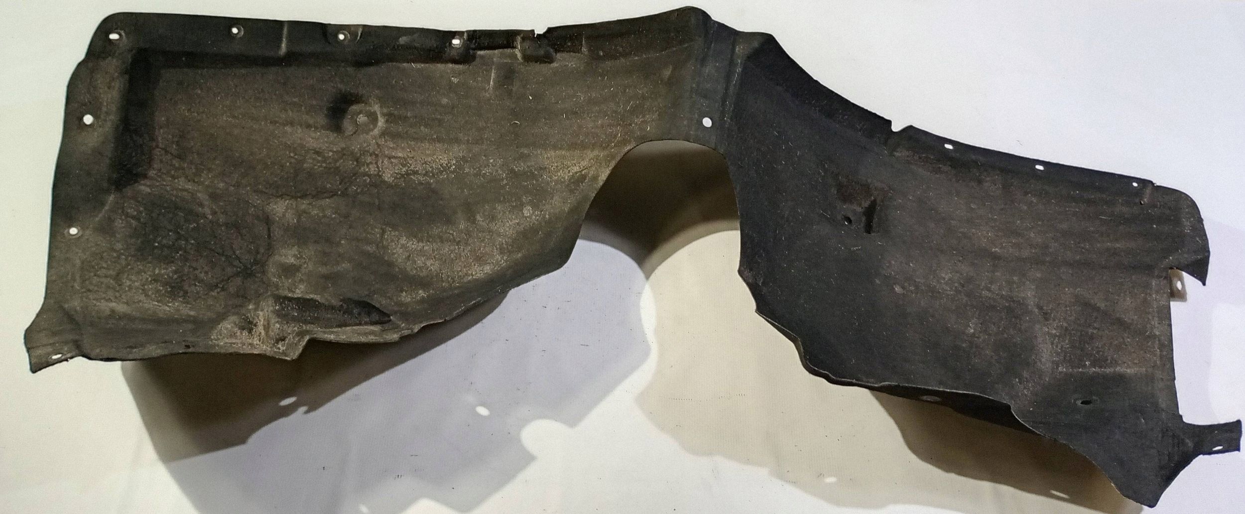 mudguard cover left front front left Chrysler Pacifica 2017