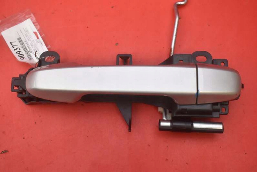 handle right front front 1F7 TOYOTA AURIS 2 II LIFT 15-18