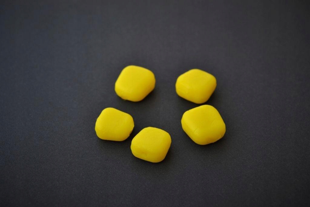 Sztuczna kukurydza Mad Carp pływająca MAXI Żółta Kod producenta 777000298