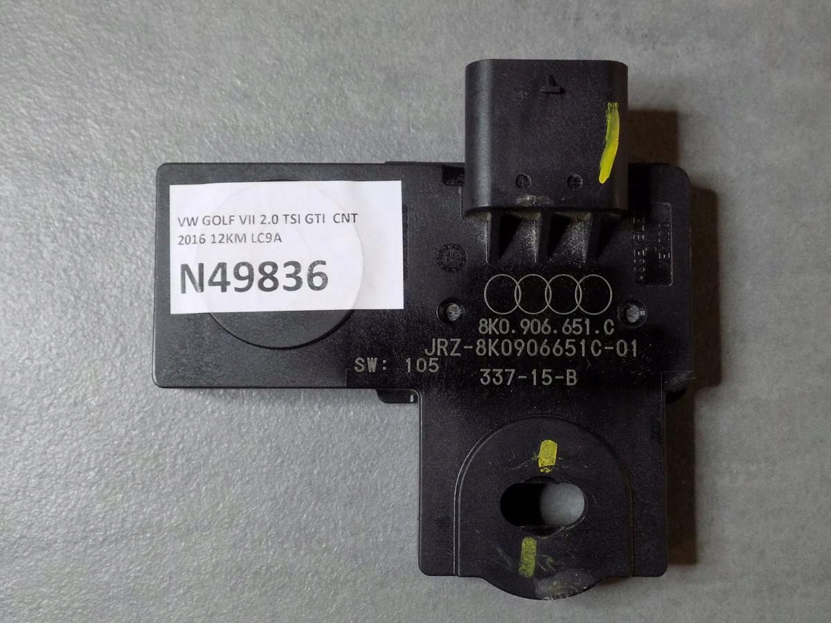 VW GOLF VII 7 snimač razine goriva 8K0906651C