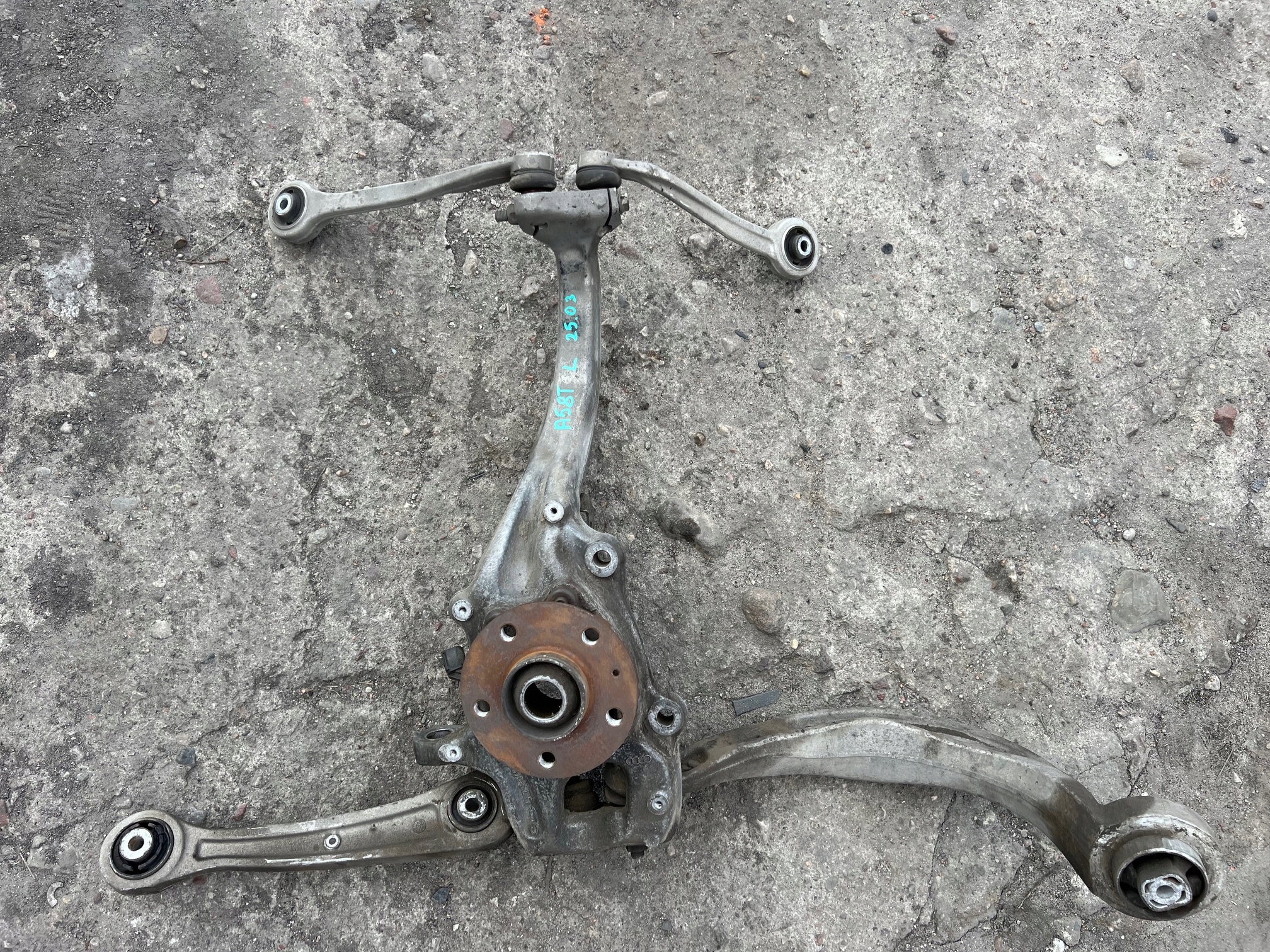 AUDI A4 B8 A5 8T A6 C7 A7 swing left left front 8K0407257E