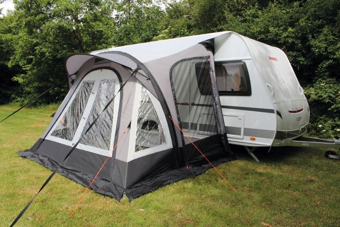 Przedsionek do kempingu Genua Air EUROTRAIL