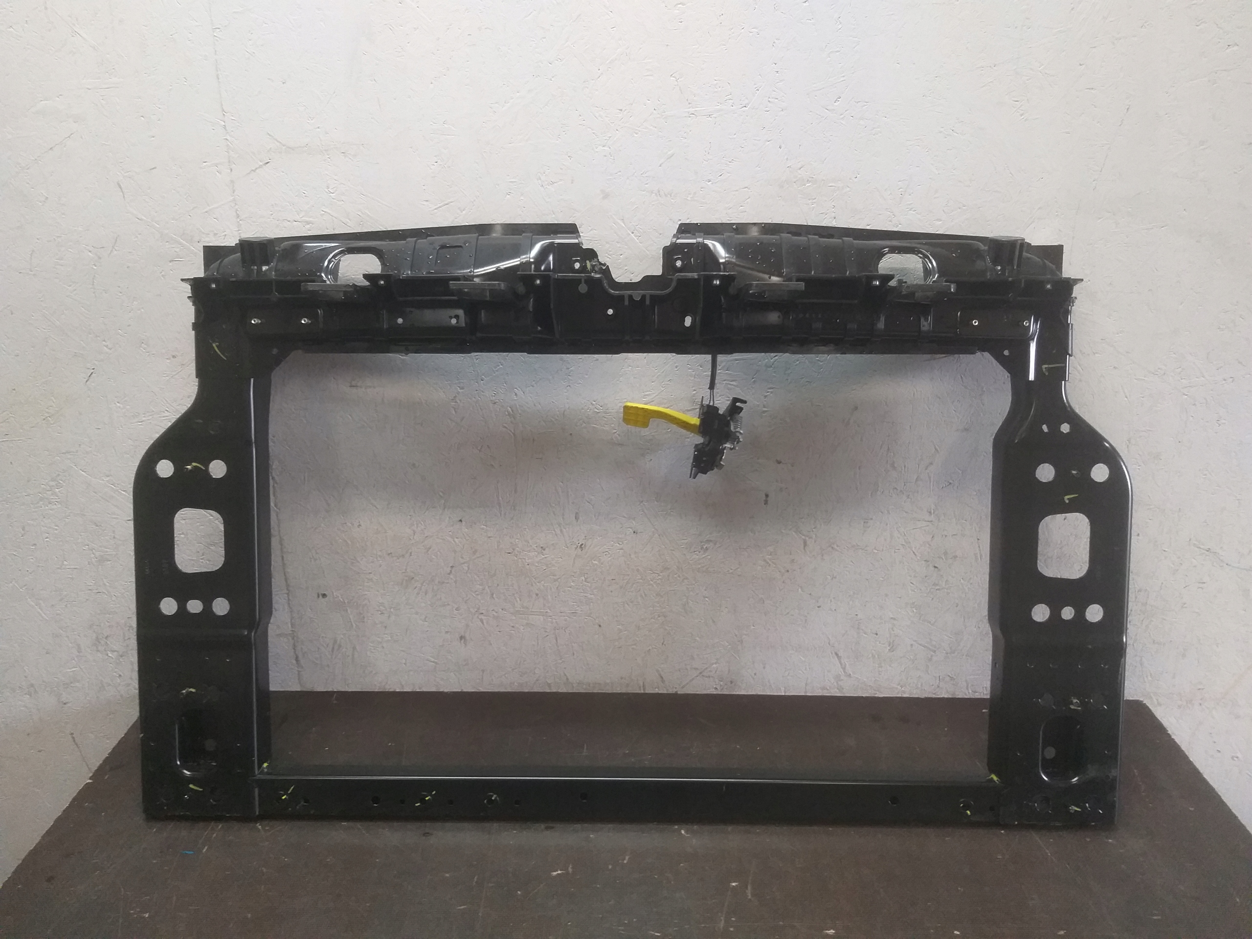 PAS PRZEDNI FIAT 500E 500 E