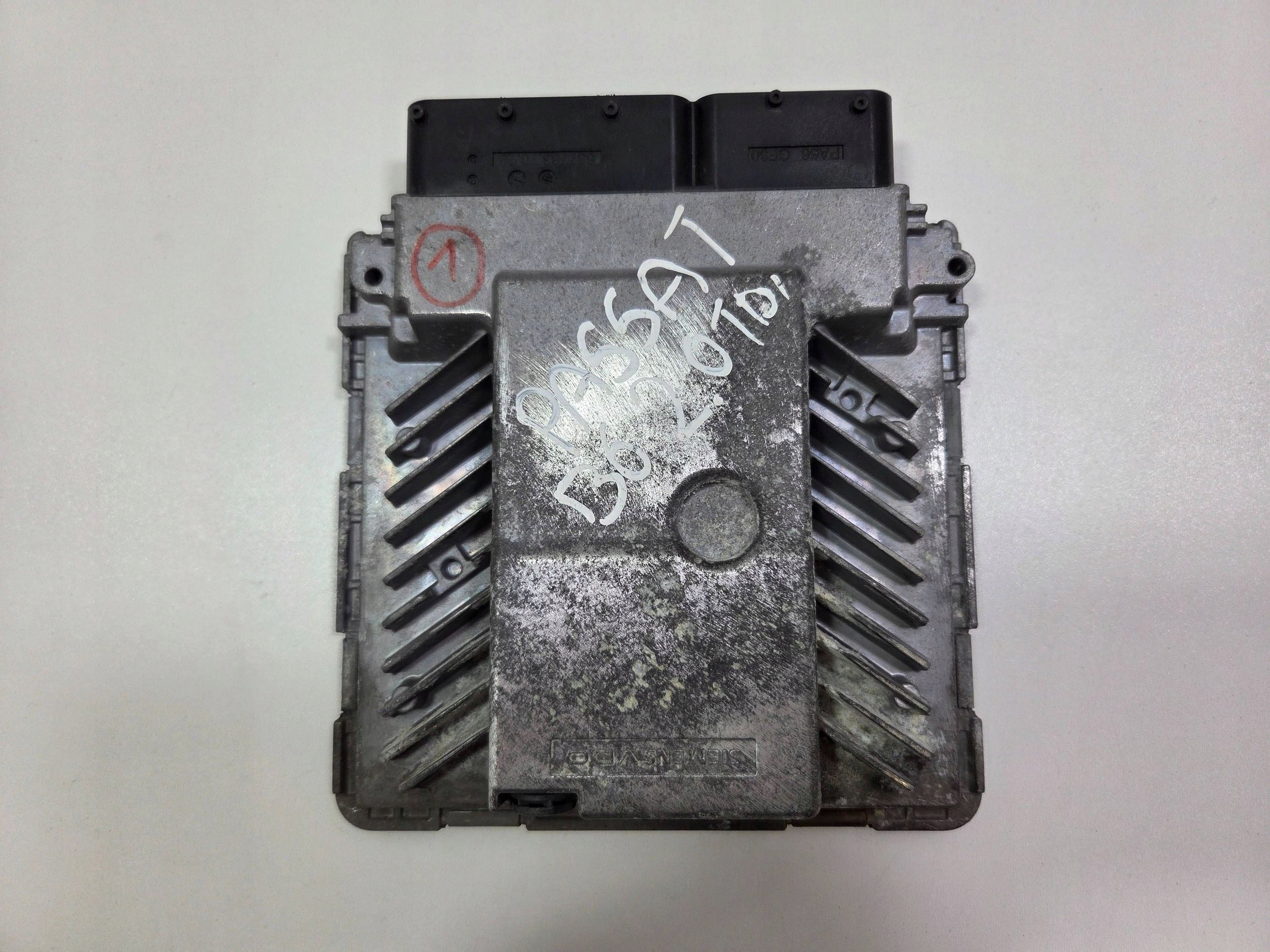 Volkswagen PASSAT B6 e altro/e VAG centralina computer motore 03G906018 (MD418