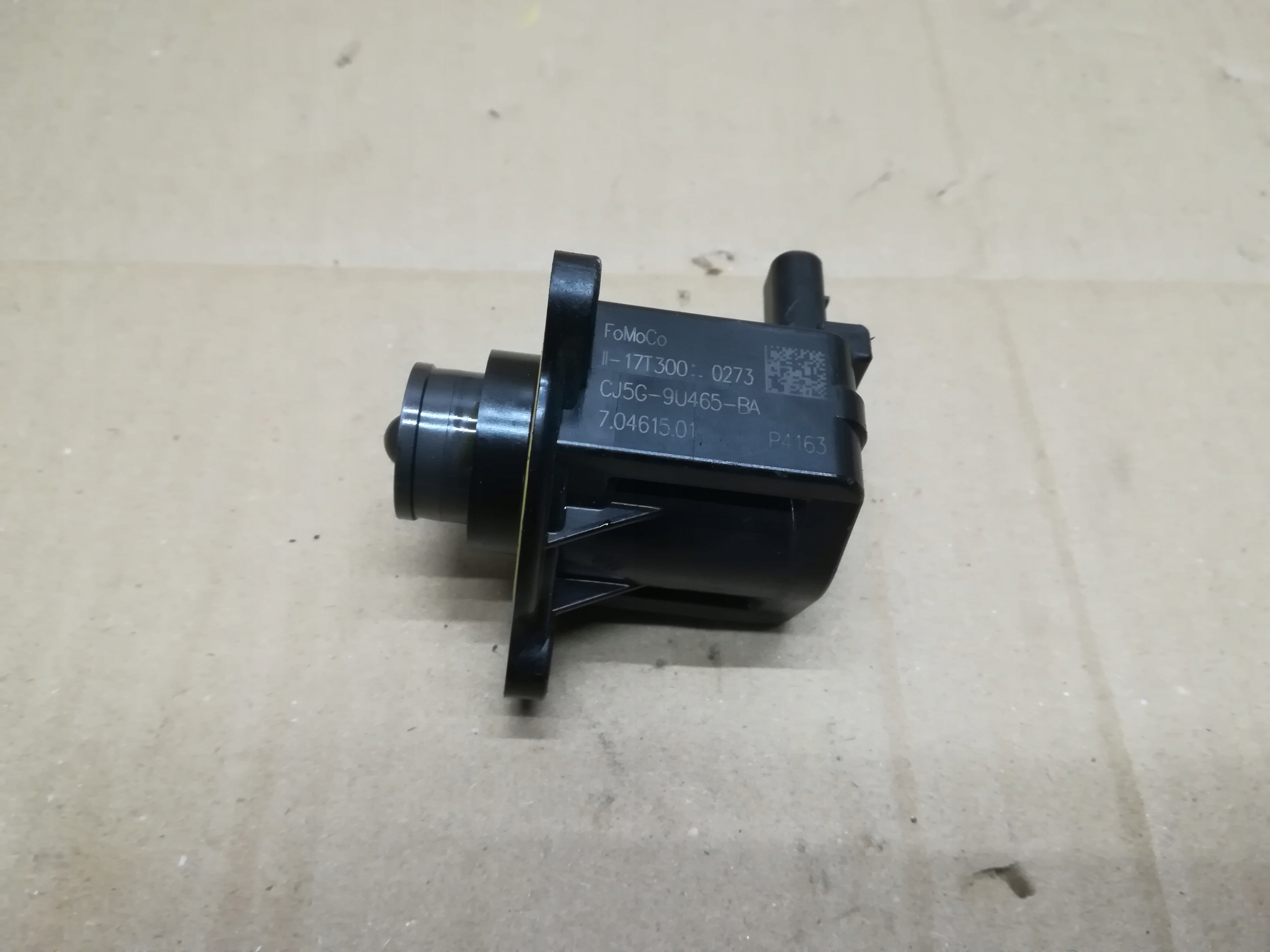 FORD KUGA MK2 1.5 ECOB CZUJNIK ZAWÓR CJ5G-9U465-BA