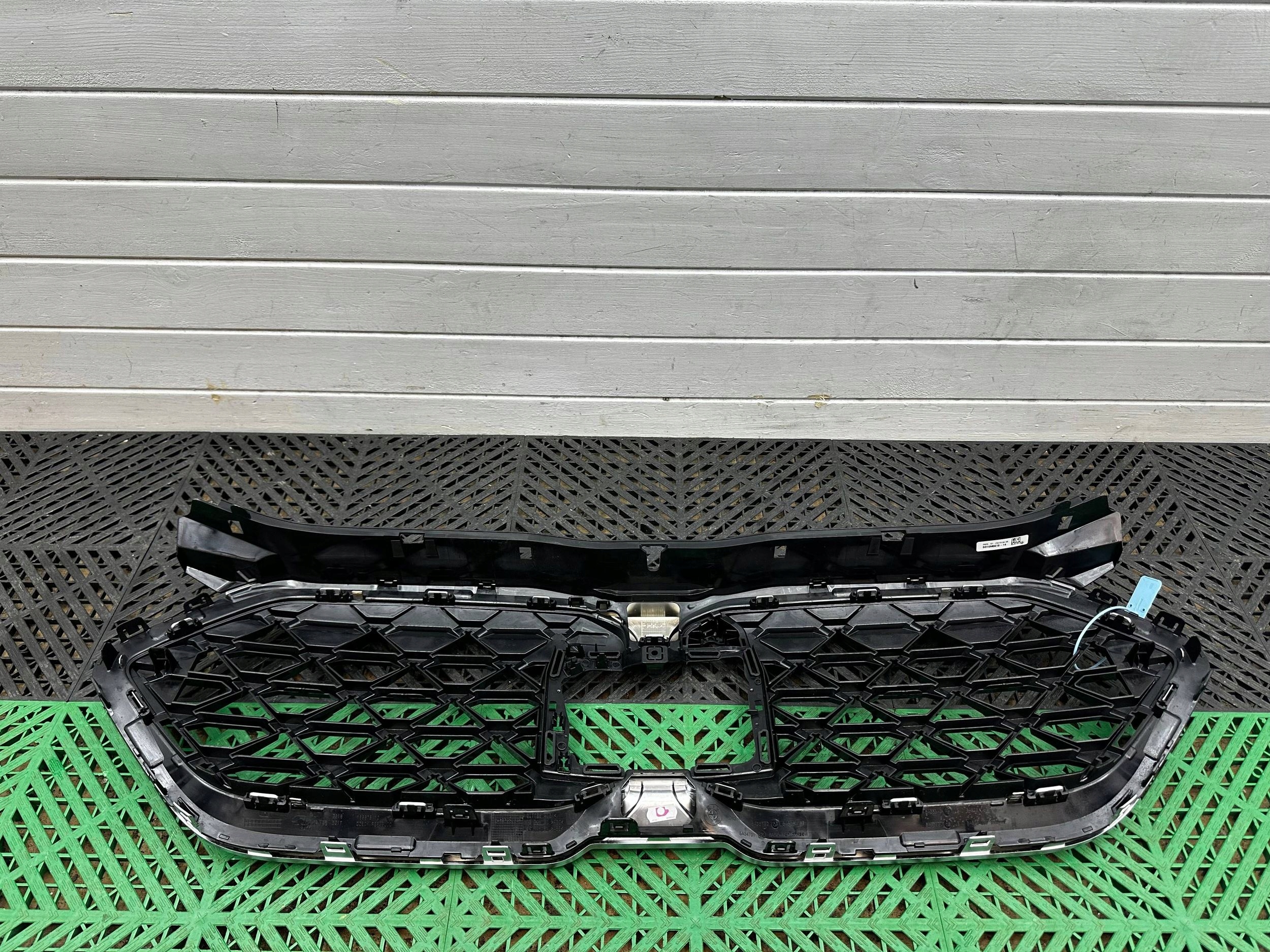 grille radiator (grill) front BMW X2 U10 5A35F89
