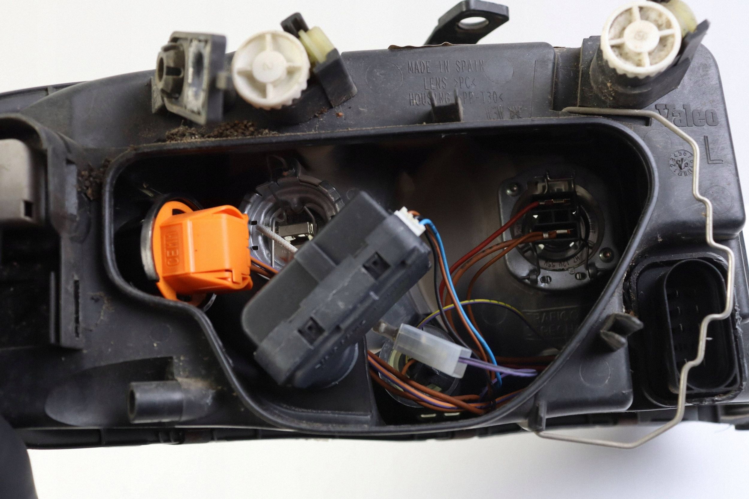 AUDI A2 light front left front 8Z0941003 EUROPA