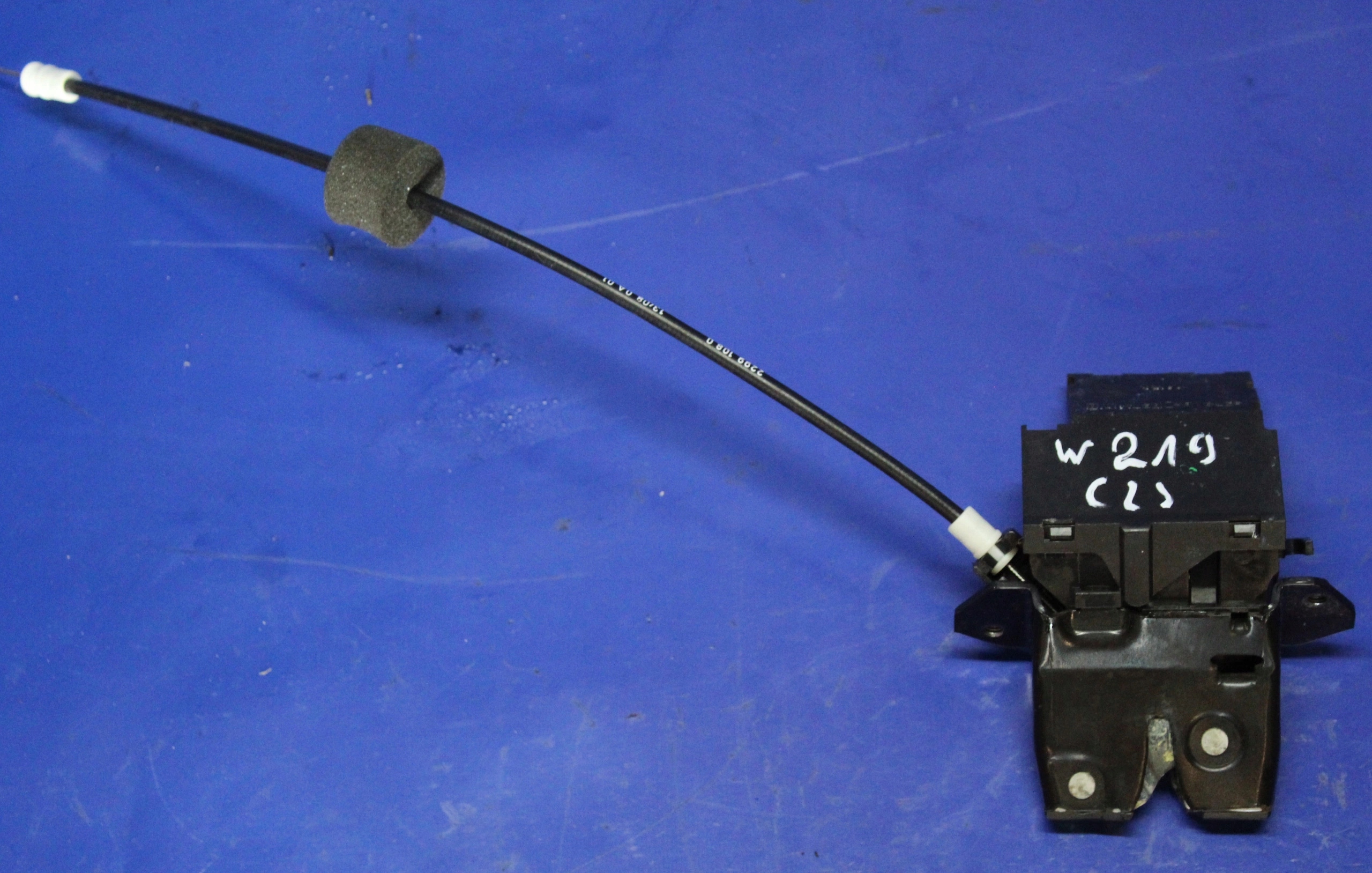 ZAMEK KLAPY BAGAŻNIKA MERCEDES W219 A1717500085