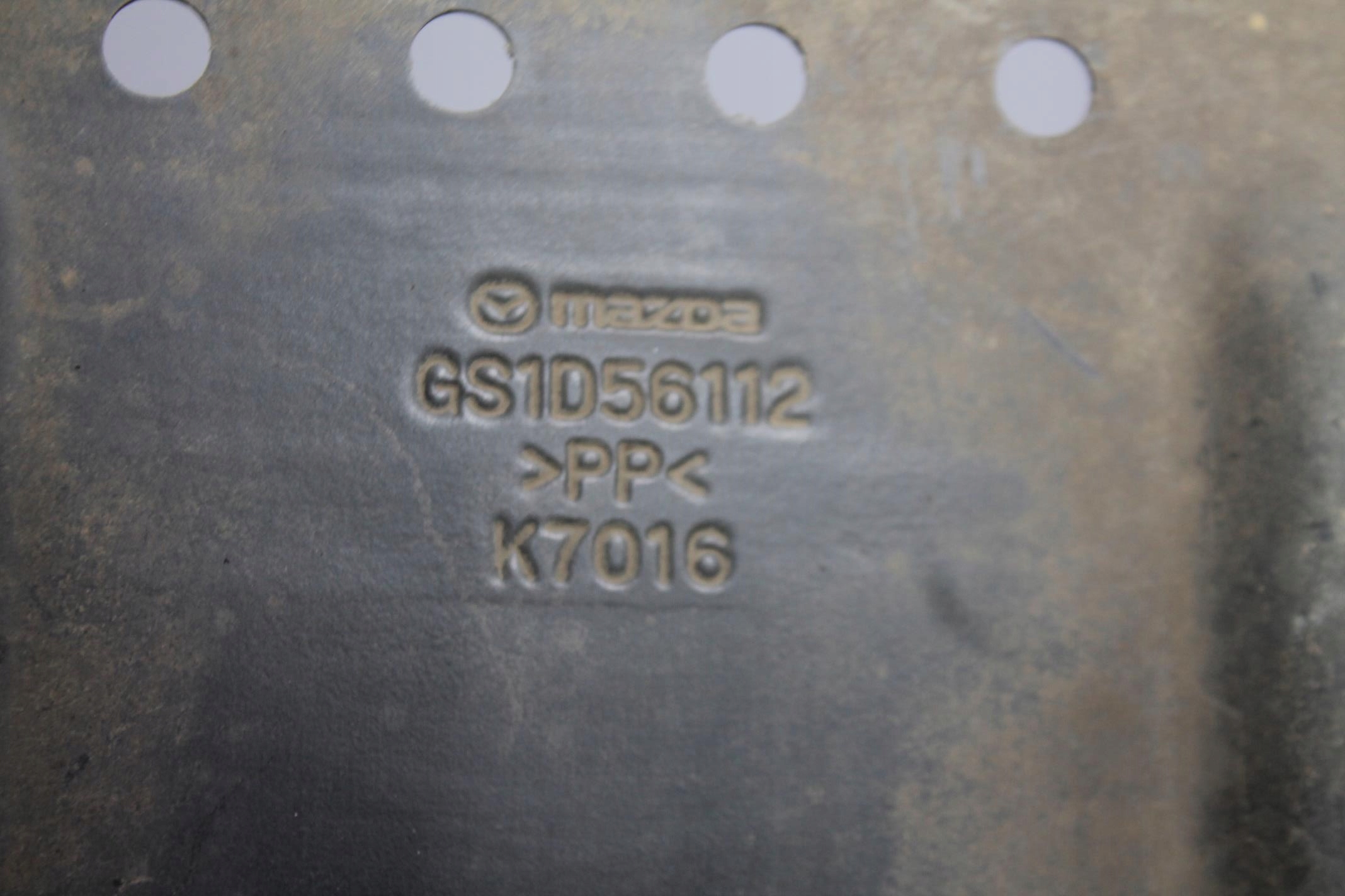 cover below bumper front GS1D56112 MAZDA 6 GH 07