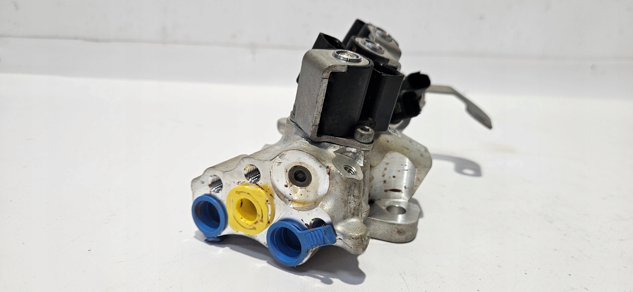 ZESPÓŁ ZAWIESZENIA ZAWORÓW MERCEDES AMG R232 Waga produktu 0 kg