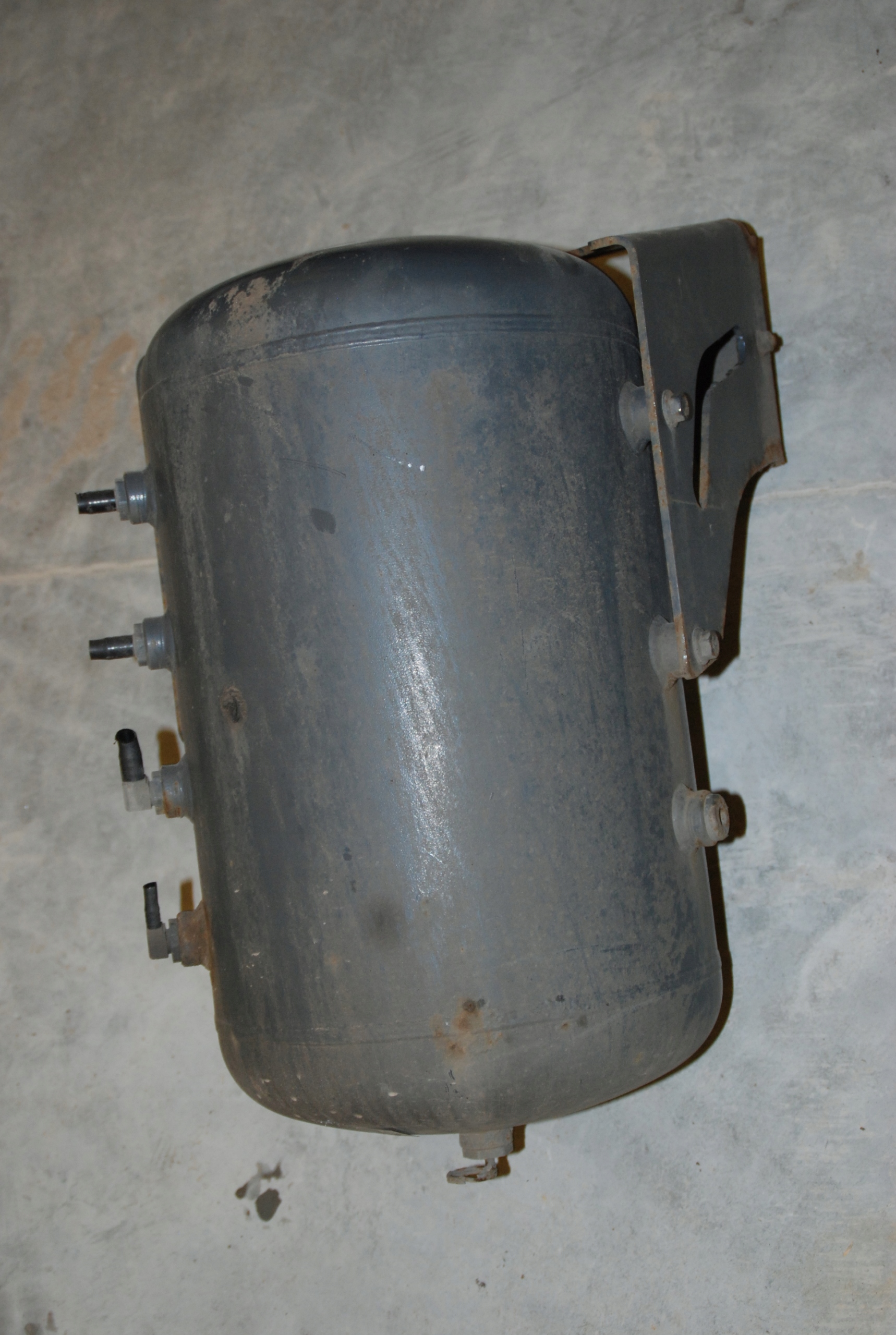 ZBIORNIK POWIETRZA DAF XF CF 106 EURO6