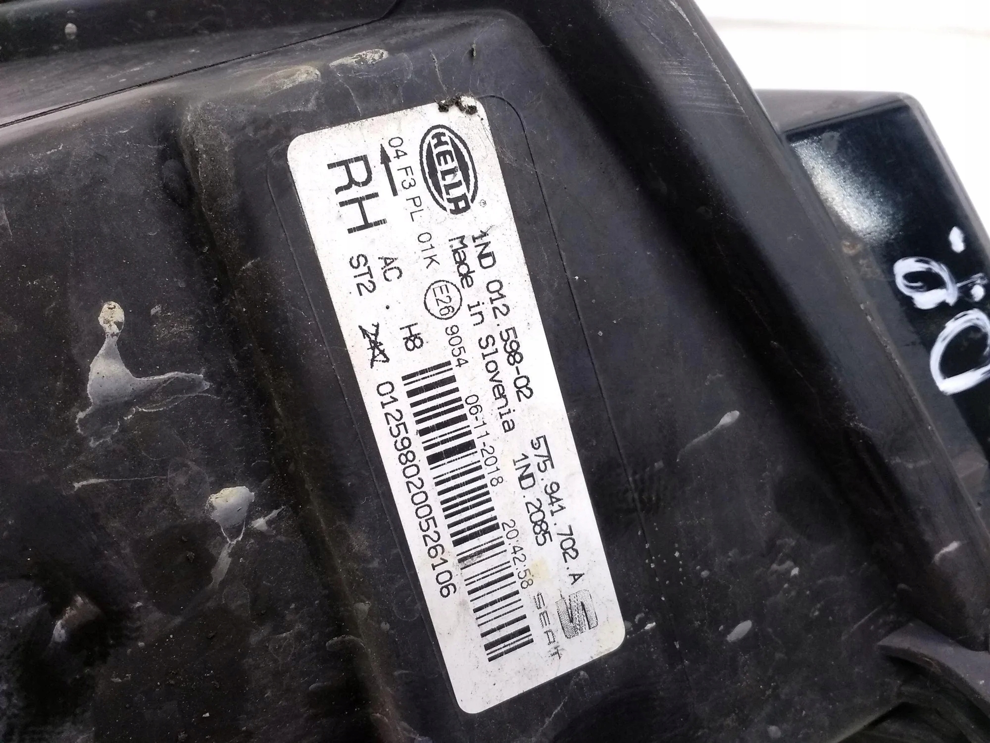 ГАЛОГЕН правый передний seat LEON состояние (5F8) 1ND012598 1.6л Дизель 2019