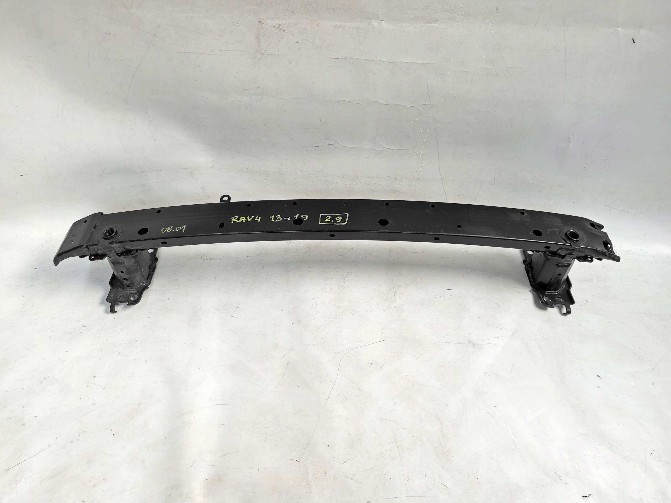 БАМПЕР ДЛЯ TOYOTA RAV4 2013-19