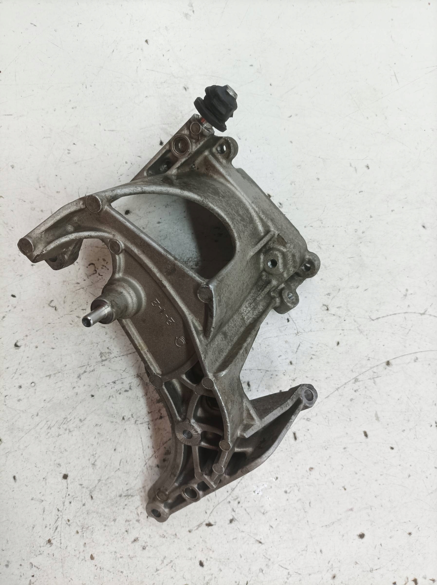 držač filtera goriva 9672309580 1.6 E HDI Peugeot Partner II