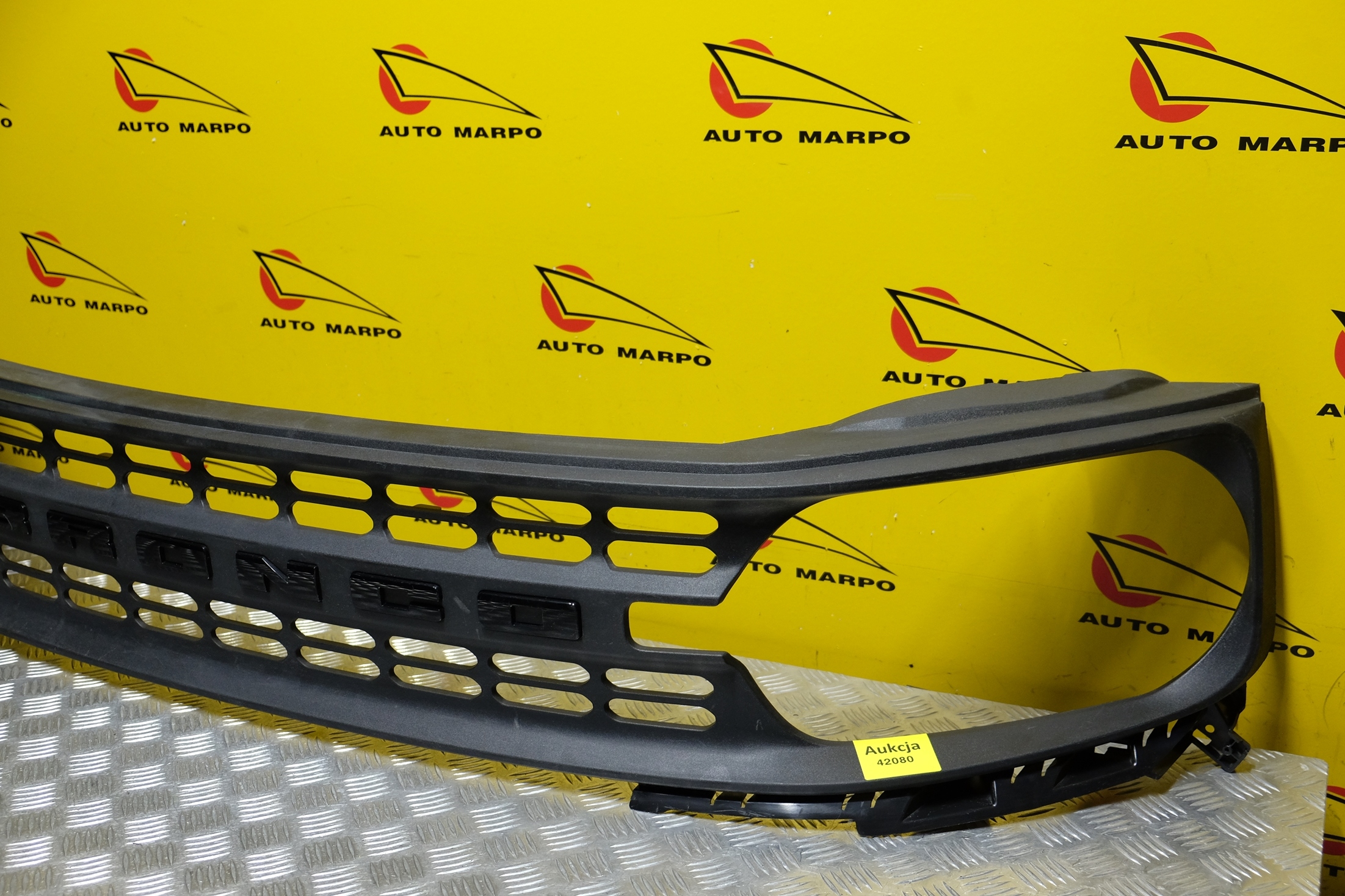 FORD BRONCO SPORT 2021 2022 GRILL ATRAPA PRZÓD USA Producent części Ford OE