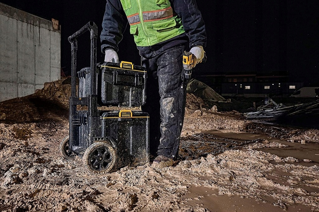 SKRZYNIA TOUGHSYSTEM 2.0 DS300 DWST83294-1 DEWALT Waga produktu z opakowaniem jednostkowym 2 kg