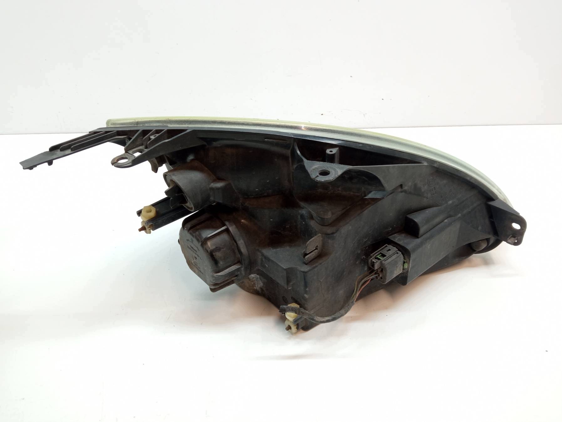 light front left EU Ford Fiesta Mk6 (2002-2008)