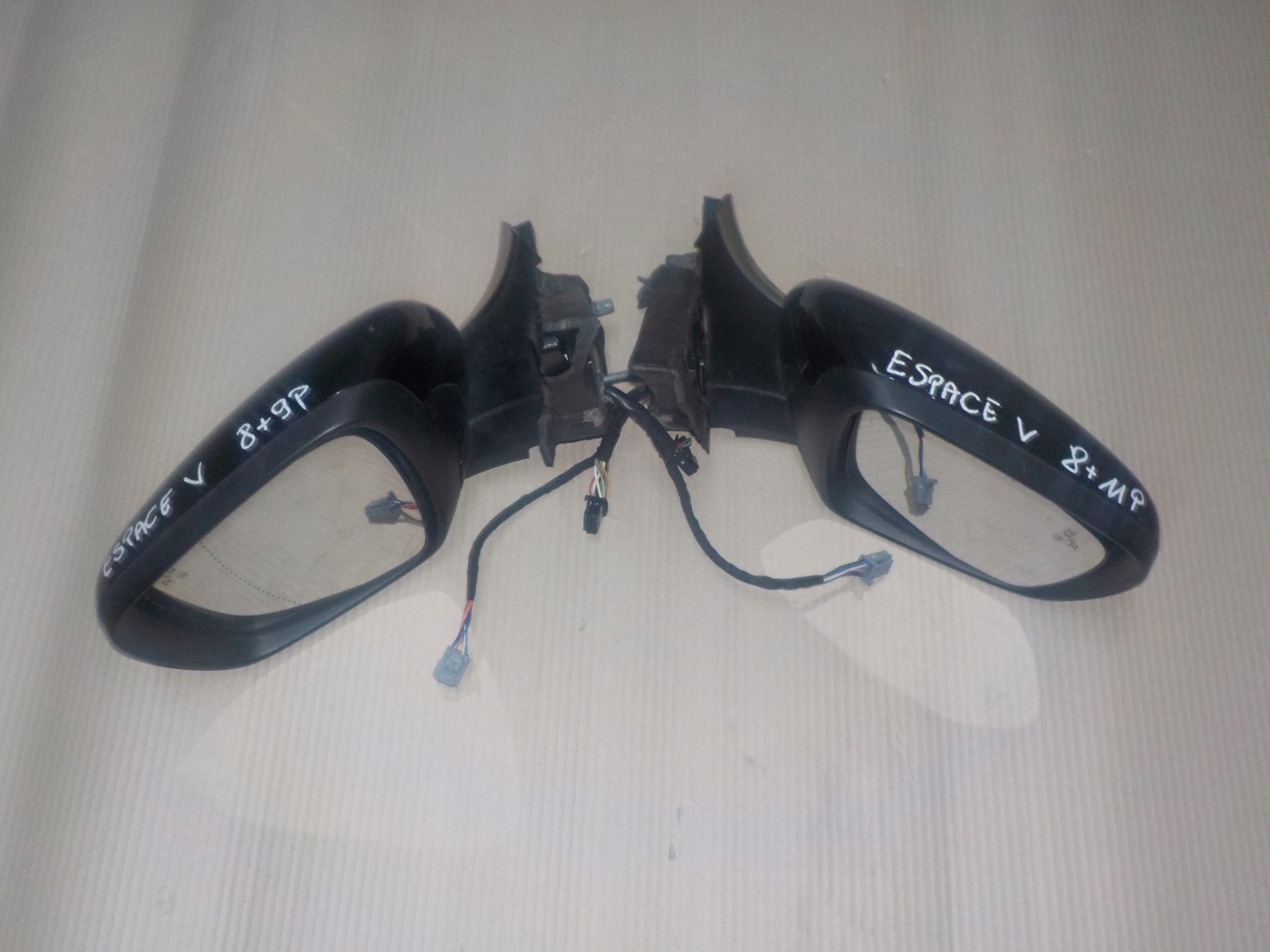 RENAULT ESPACE V 14- LUSTERKO LH-17 PIN RH-19 PIN