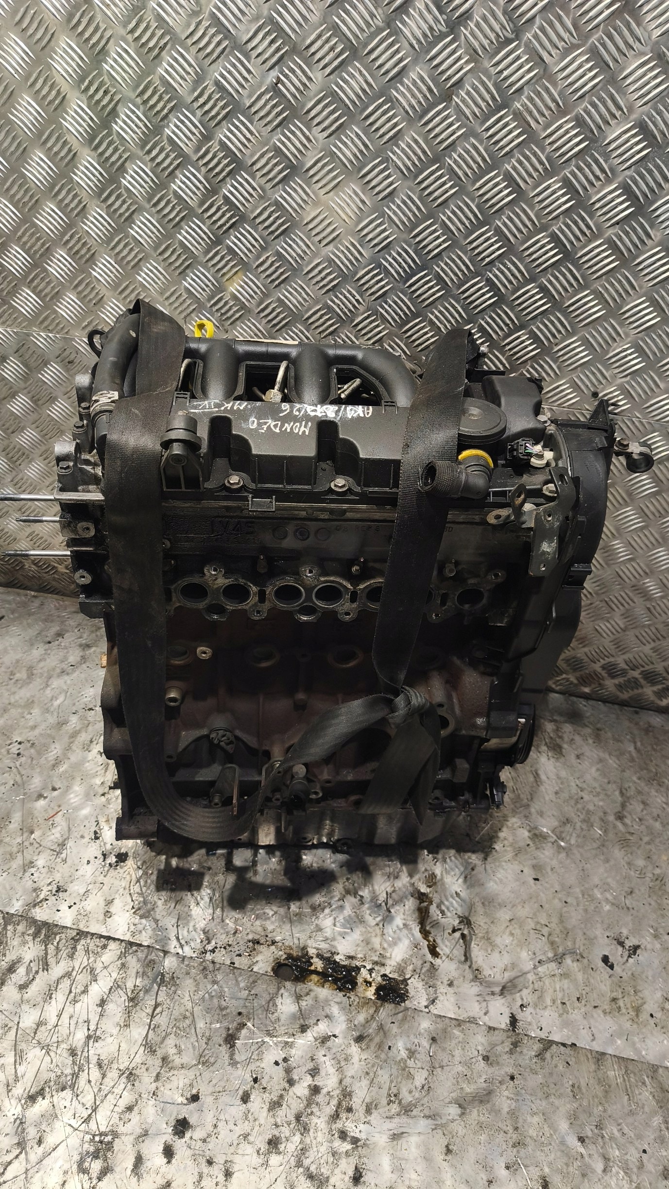 FORD MONDEO MK4 2.0 TDCI 140 KM engine pillar D4204T