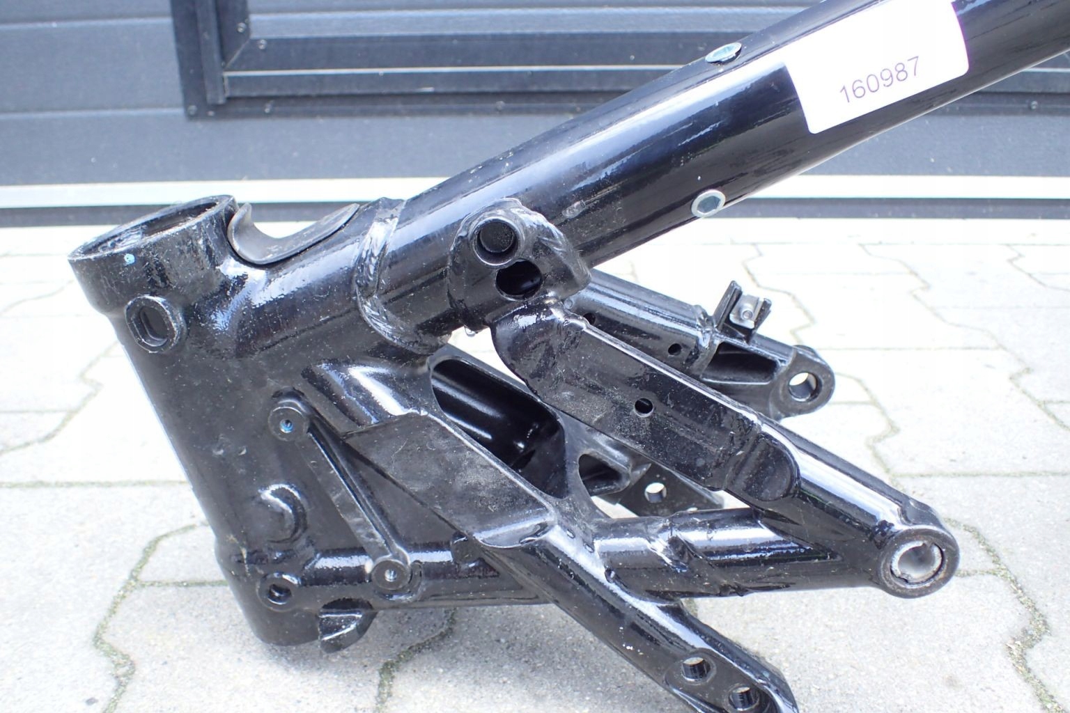 Triumph Bonneville 1200 Bobber 21- Rama Jakość części (zgodnie z GVO) O - oryginał z logo producenta pojazdu (OE)