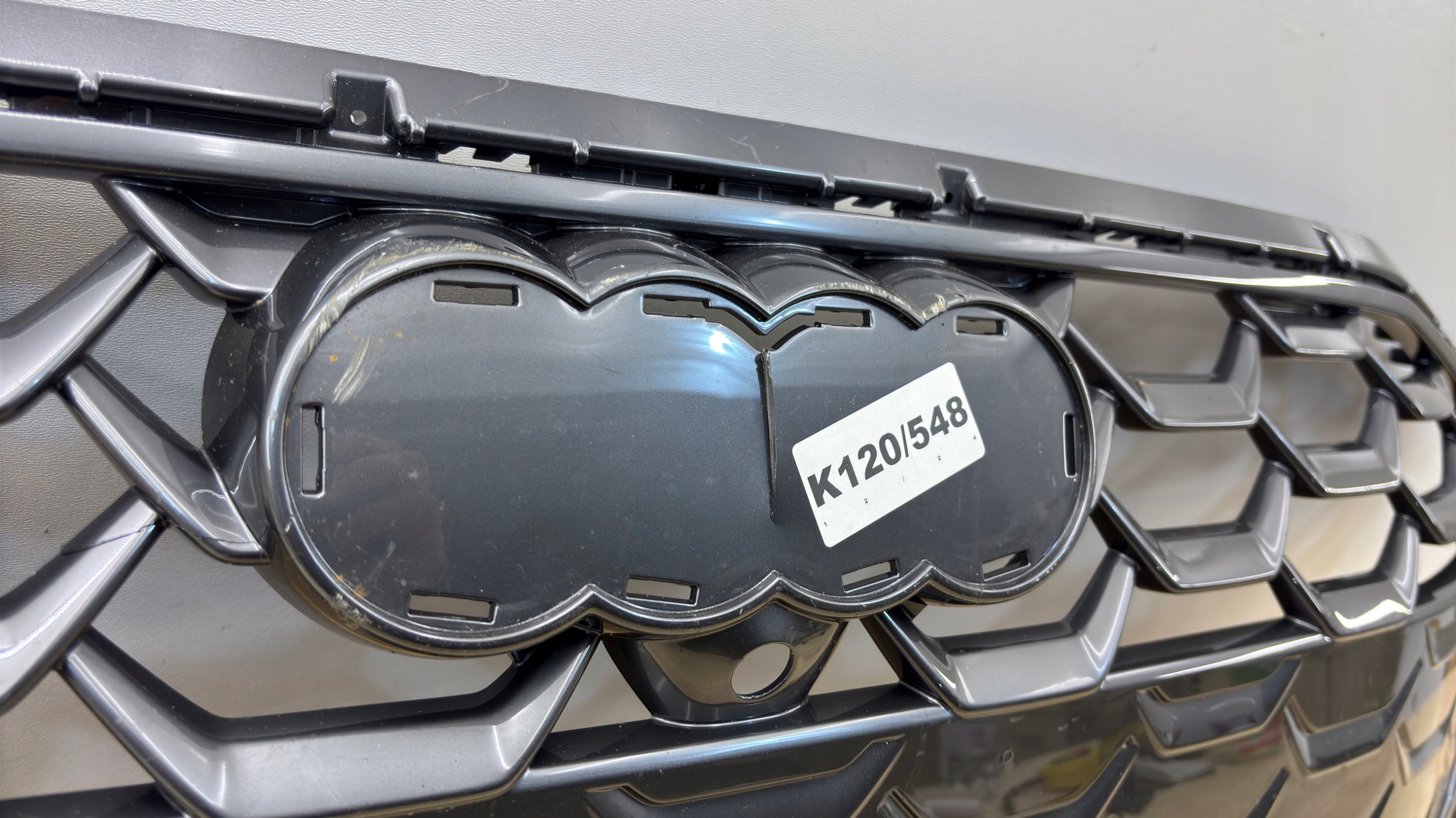 AUDI A5 B10 2023 ROK+ Grille 8B3853653A K120/548